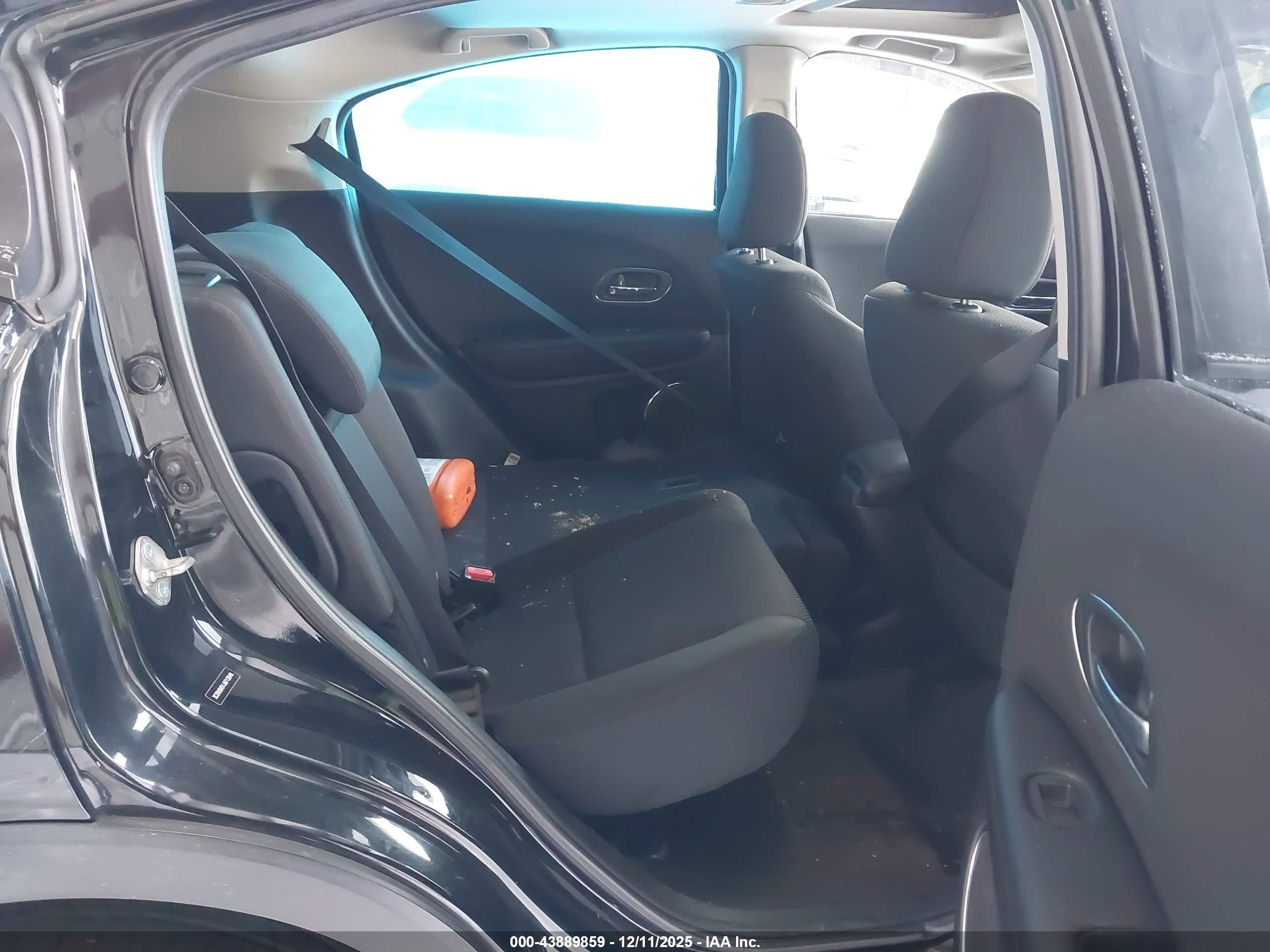 HONDA HR-V image 8