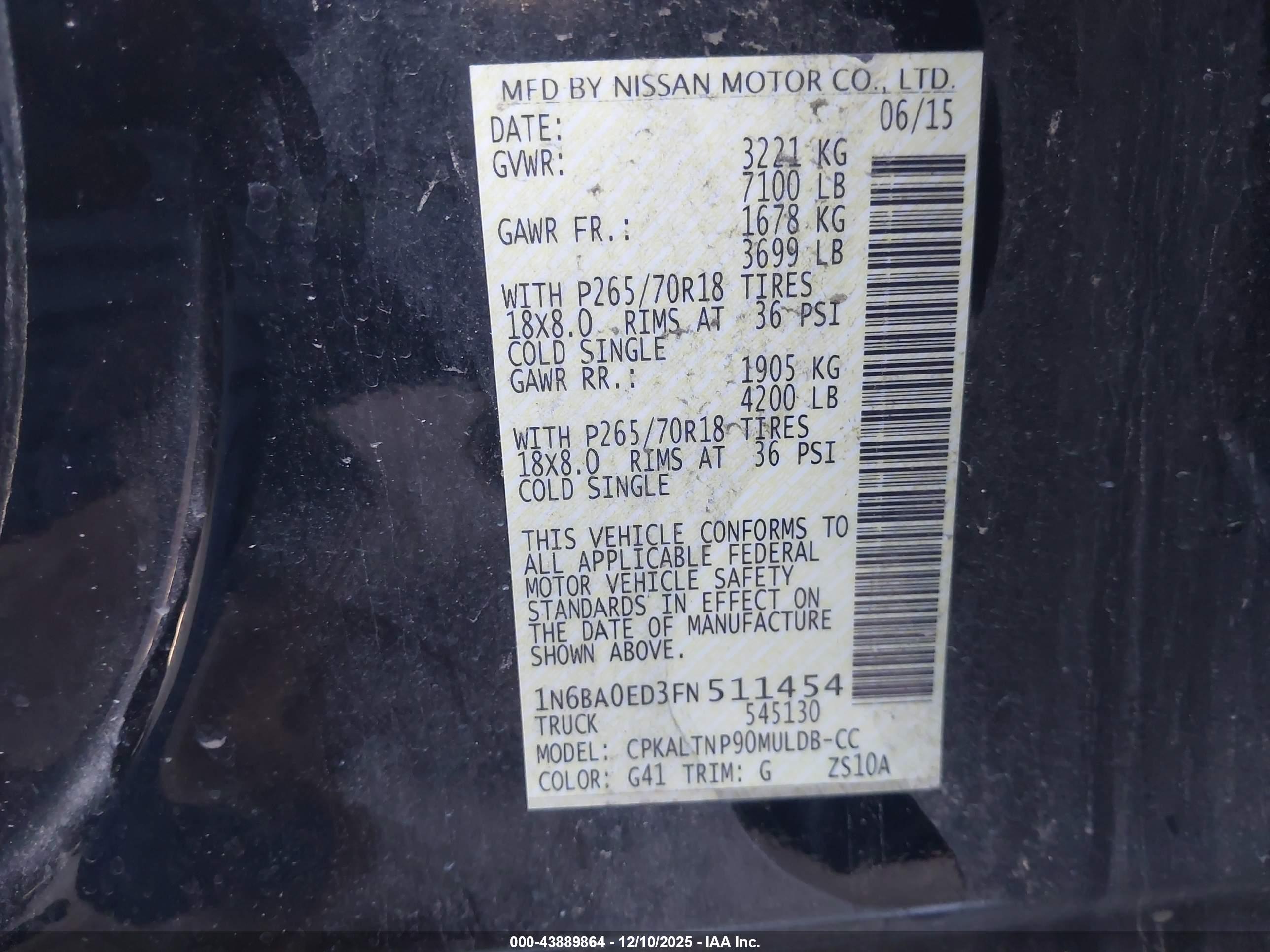 NISSAN TITAN image 9