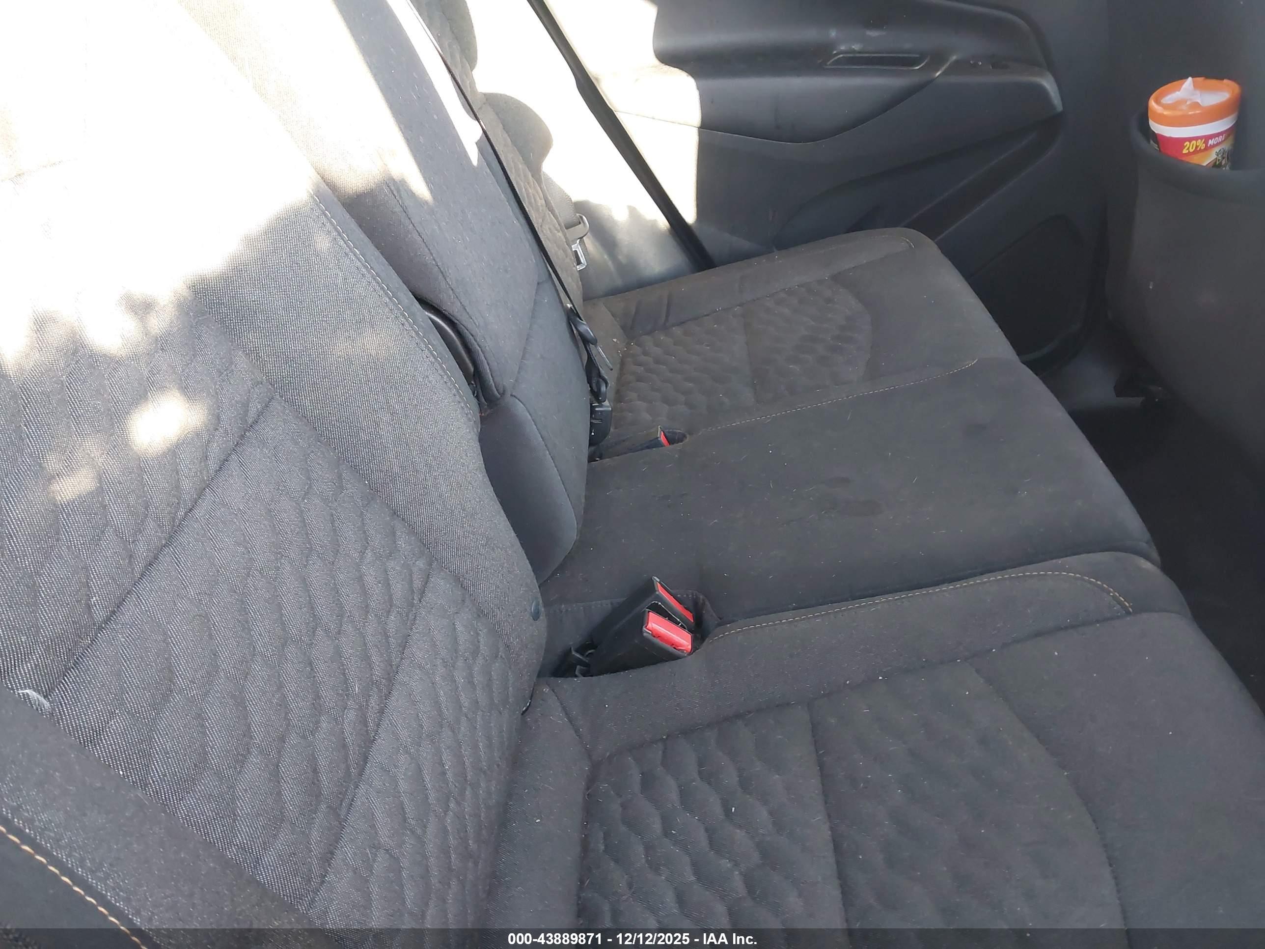 CHEVROLET EQUINOX image 8
