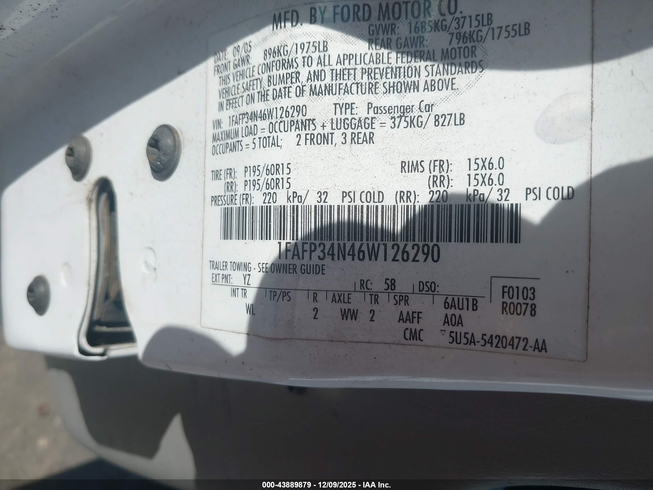 FORD FOCUS image 9