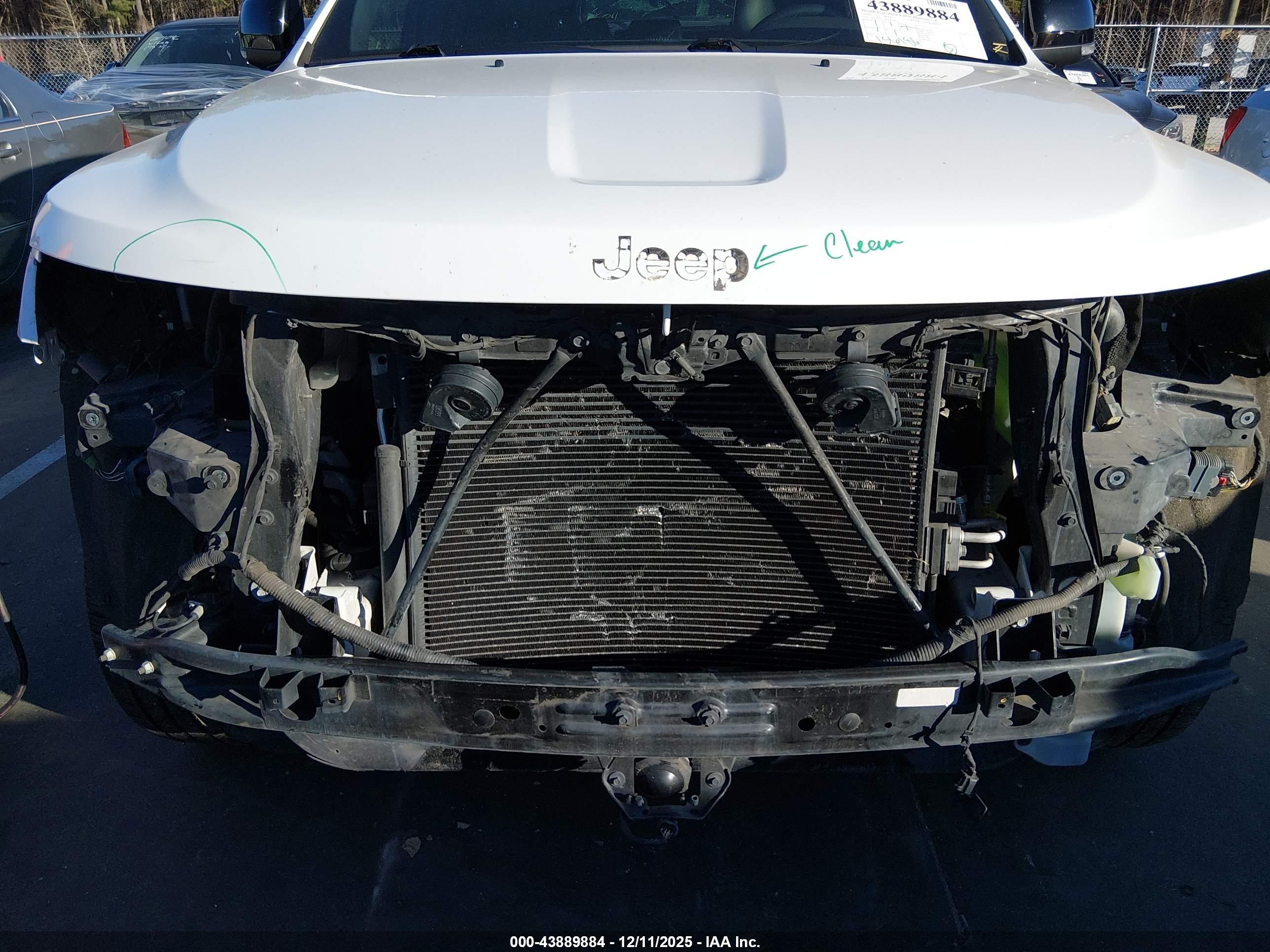 JEEP GRAND image 6