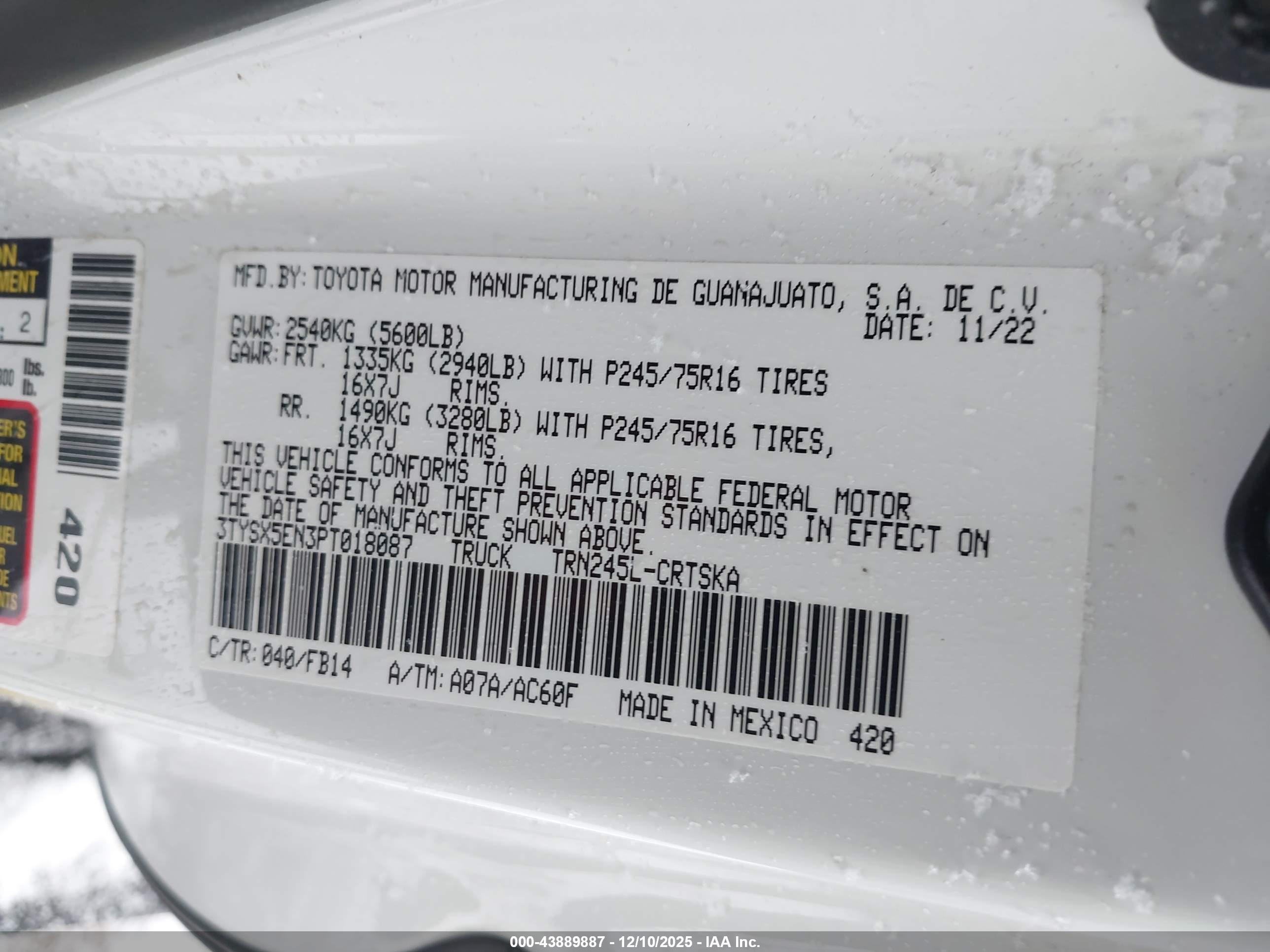 TOYOTA TACOMA image 9