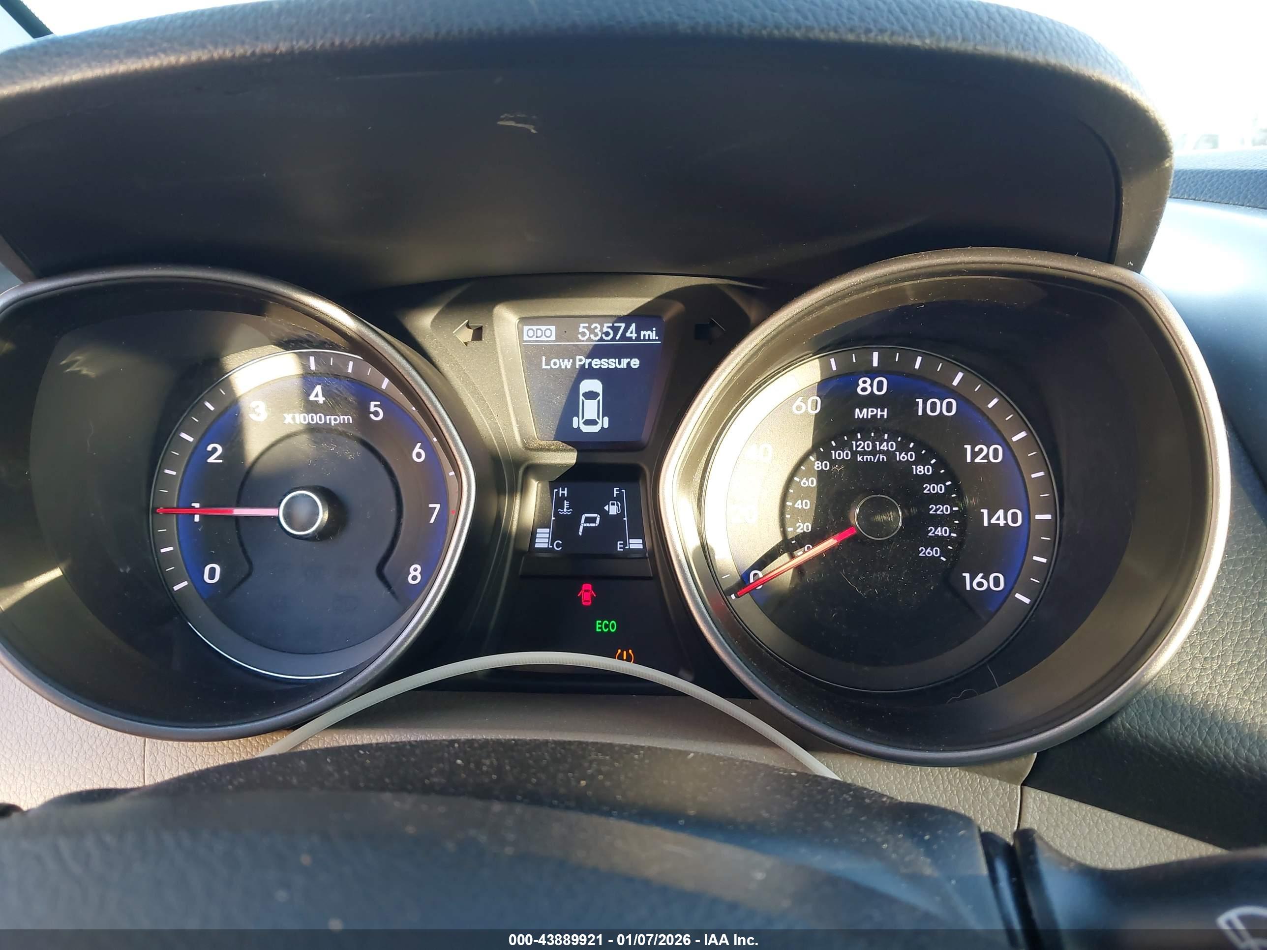 HYUNDAI ELANTRA image 7