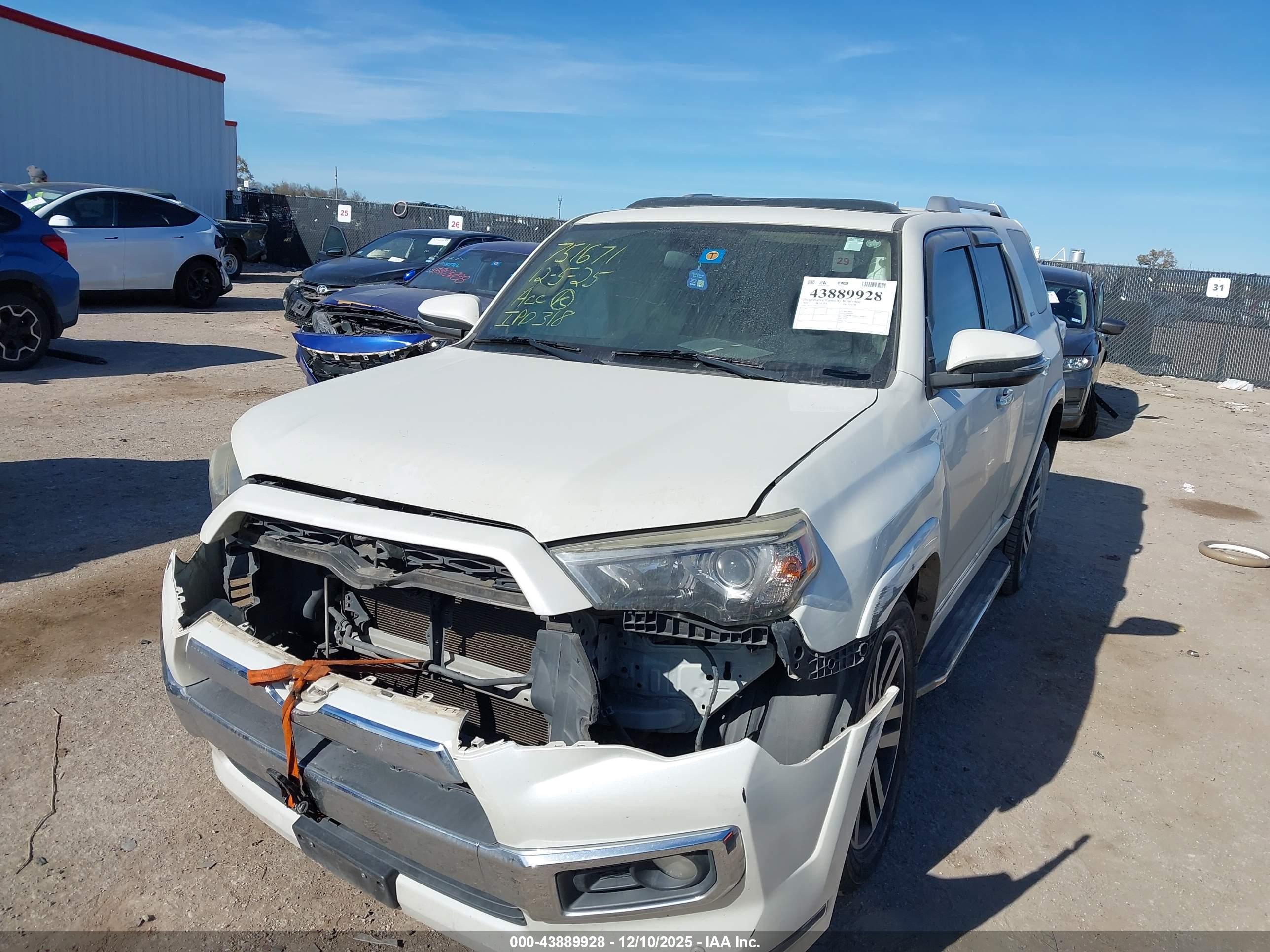 TOYOTA 4RUNNER image 2