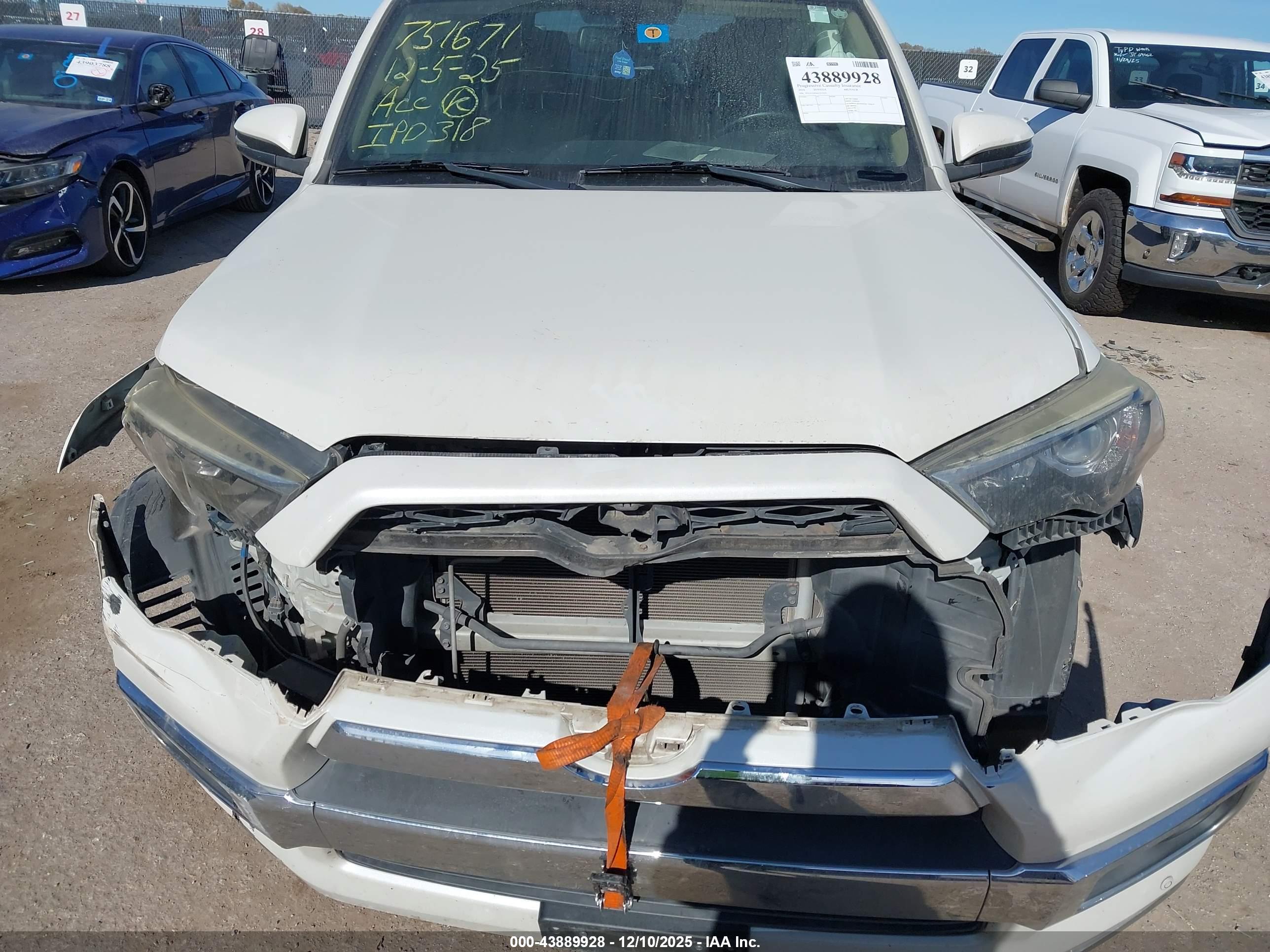 TOYOTA 4RUNNER image 6