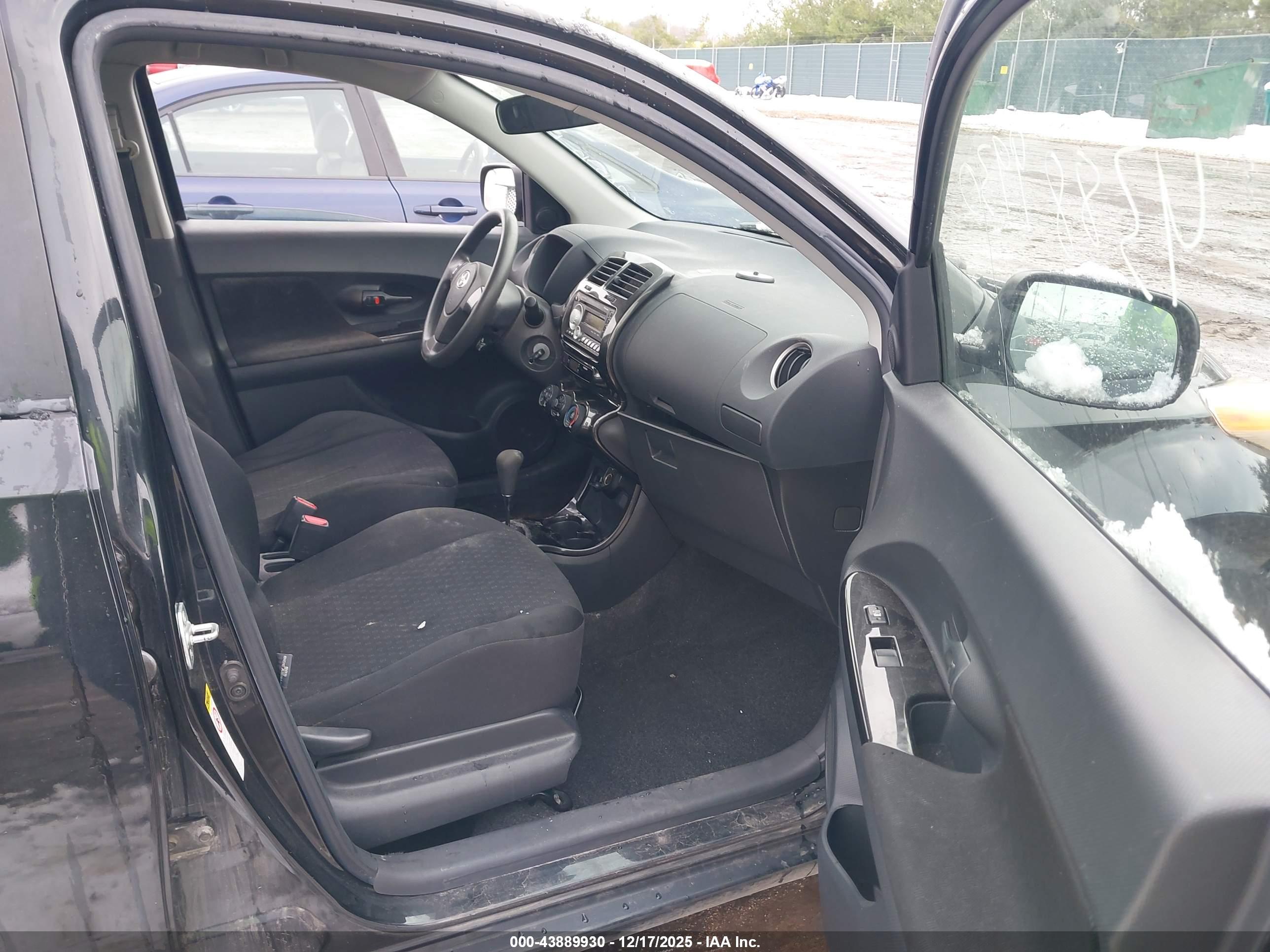 SCION XD image 5