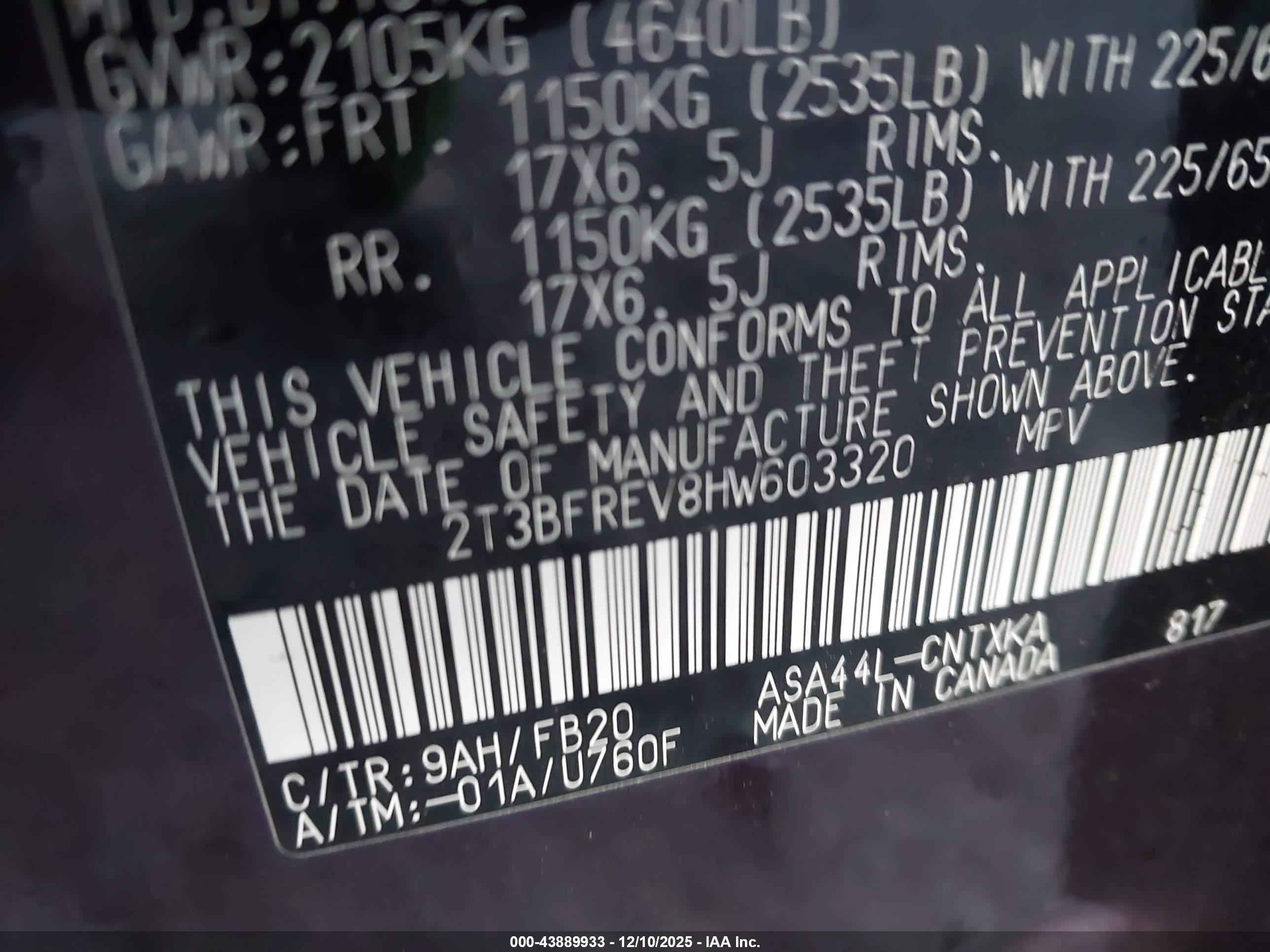 TOYOTA RAV4 image 9