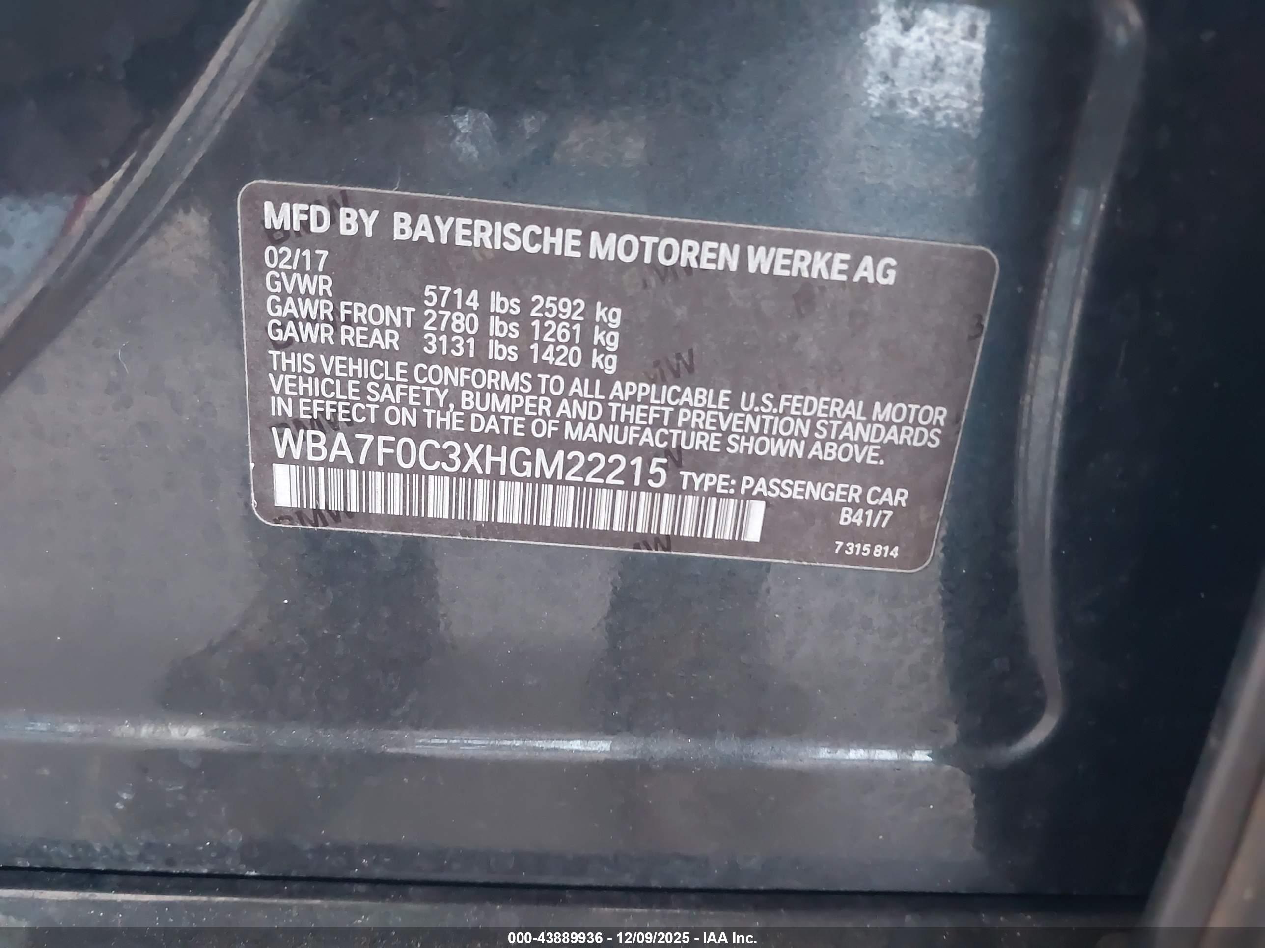 BMW 750I image 9