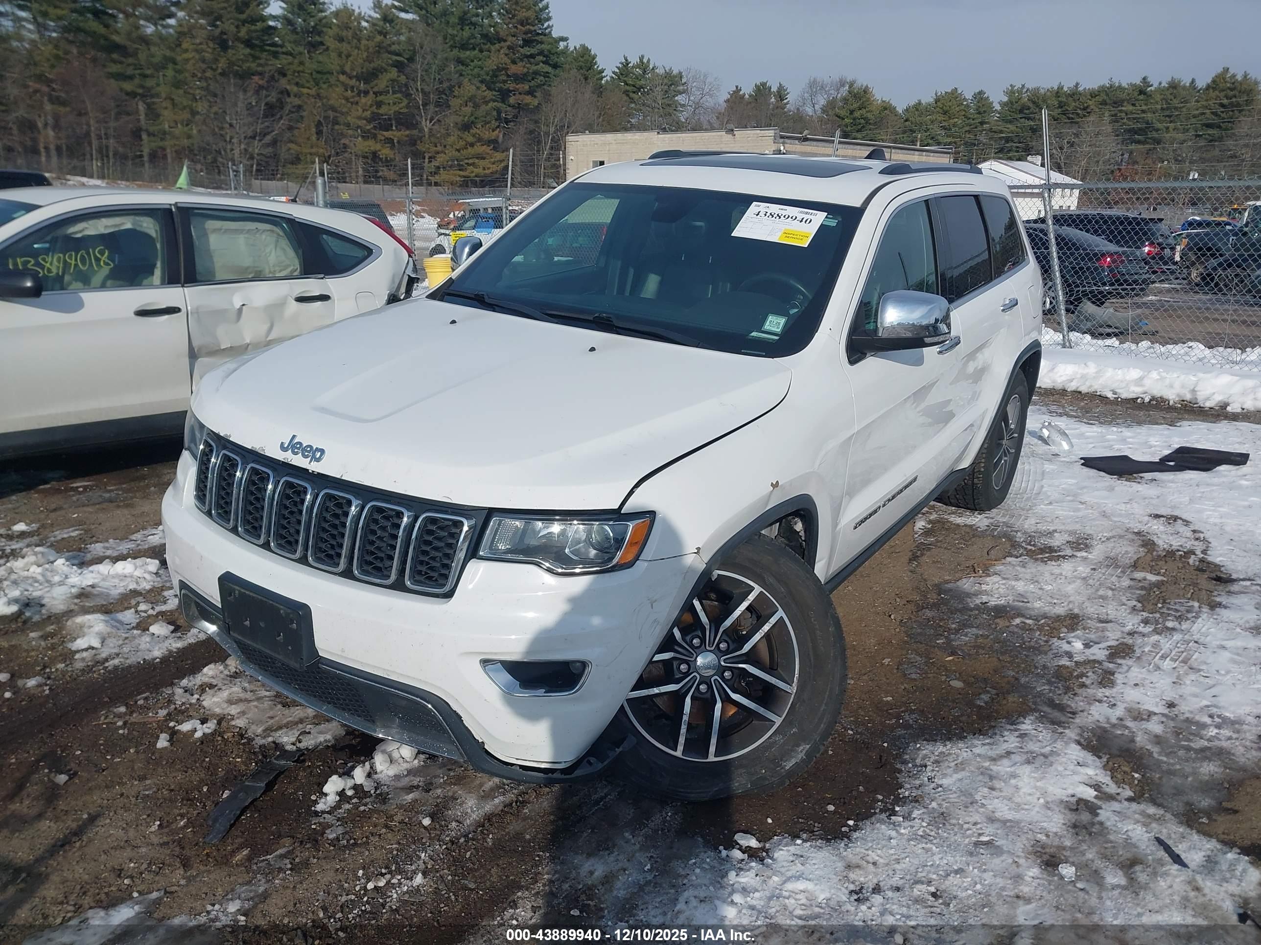 JEEP GRAND image 2