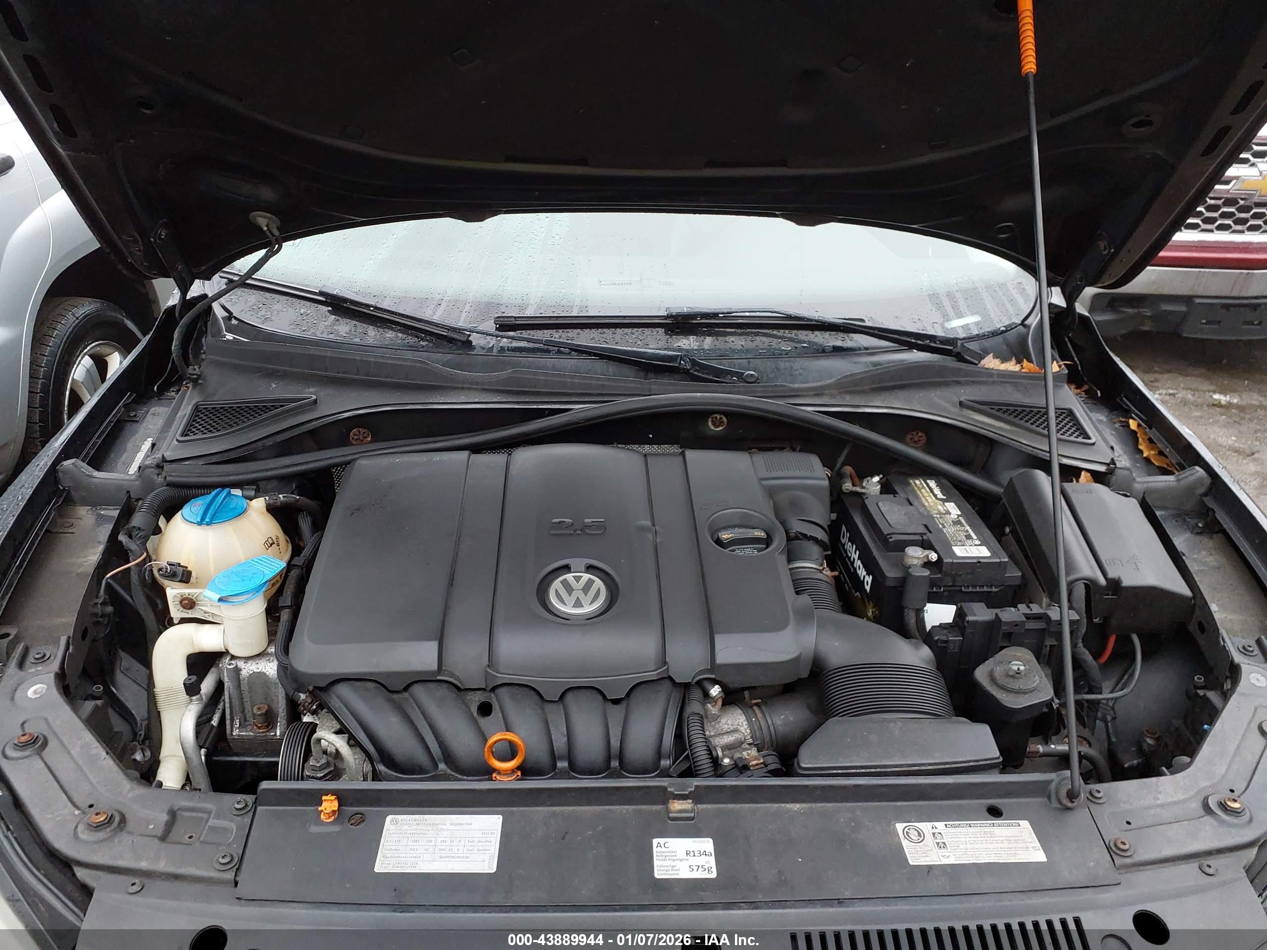 VOLKSWAGEN PASSAT image 10