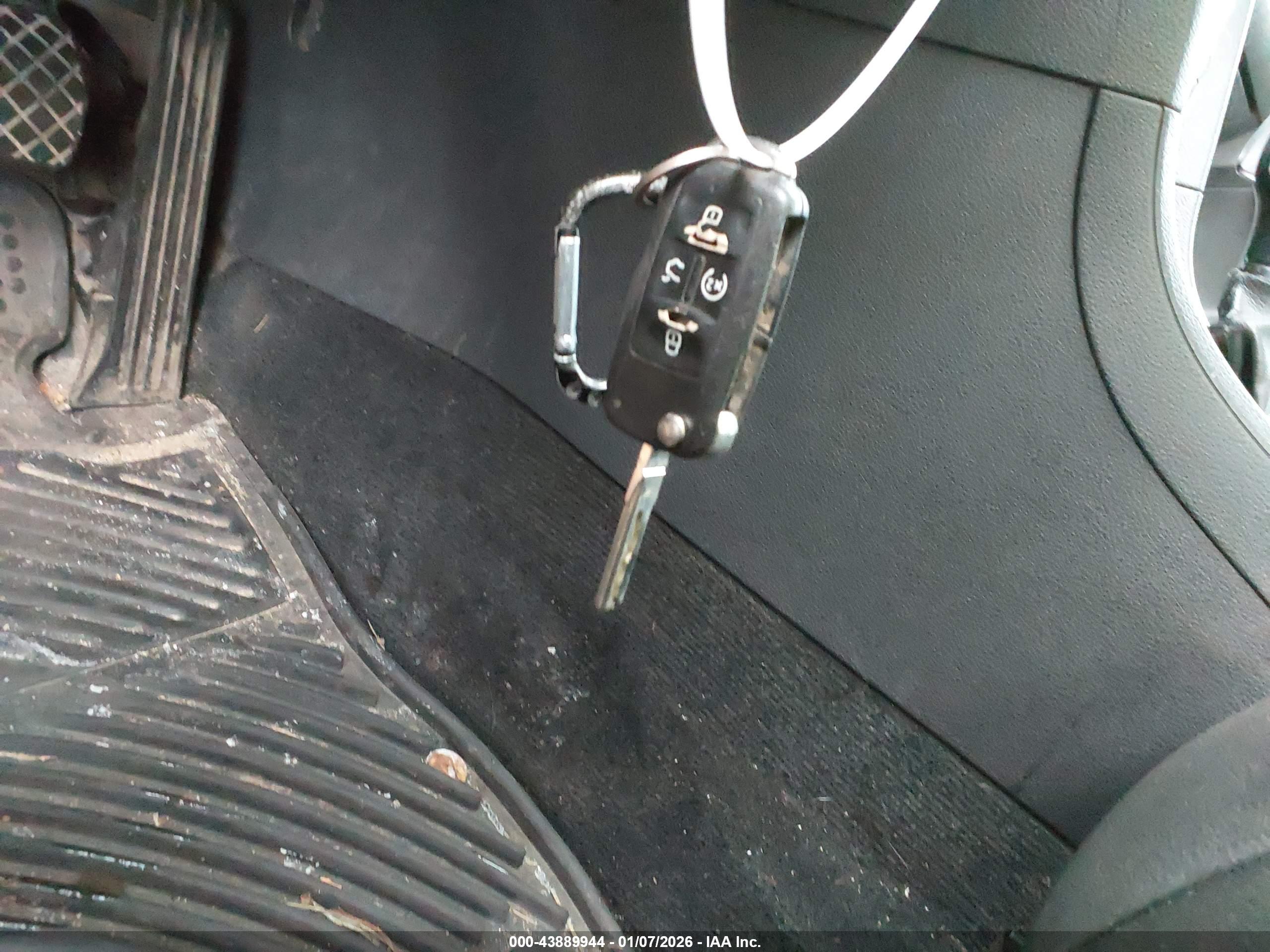 VOLKSWAGEN PASSAT image 11