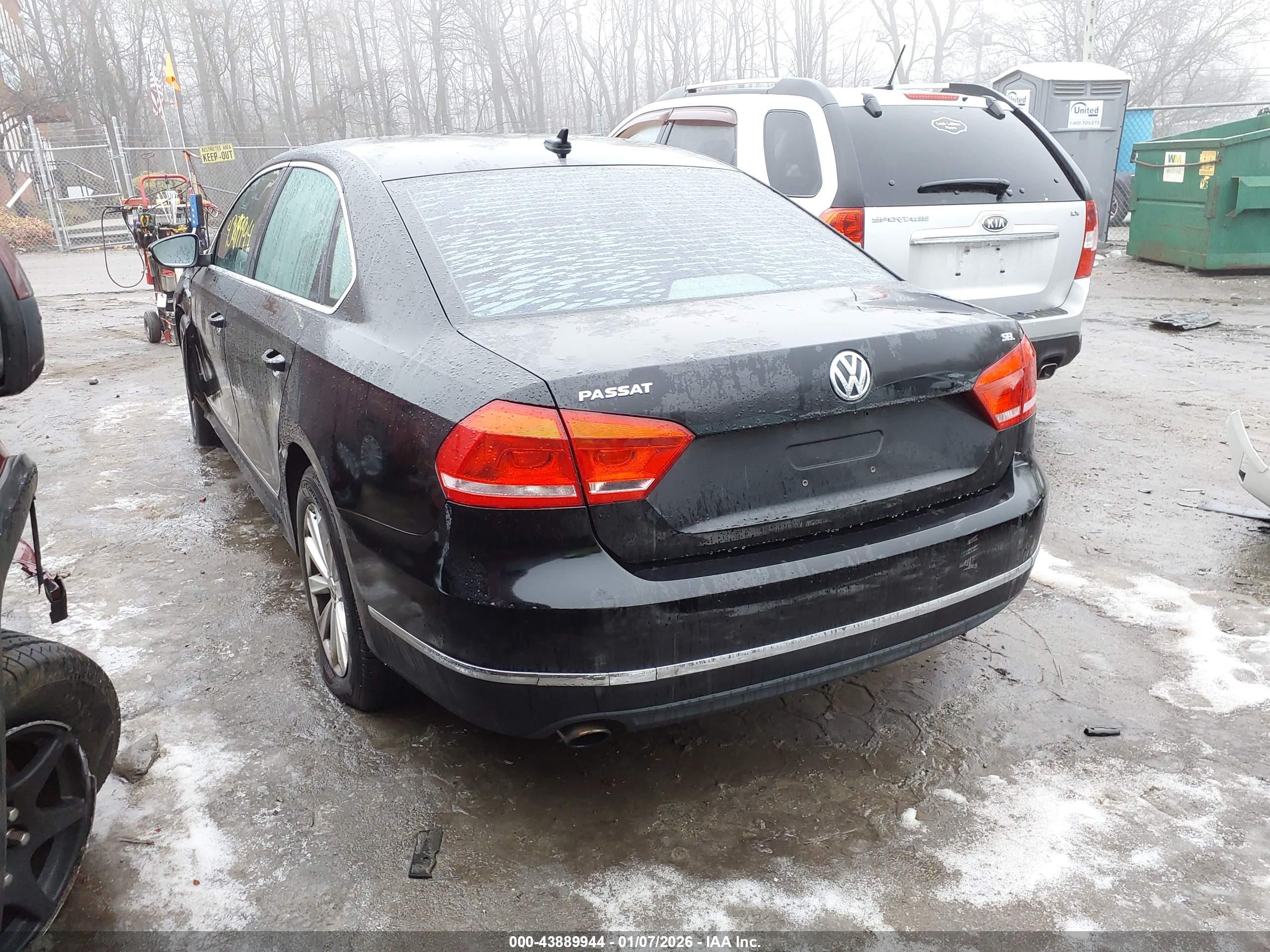 VOLKSWAGEN PASSAT image 3