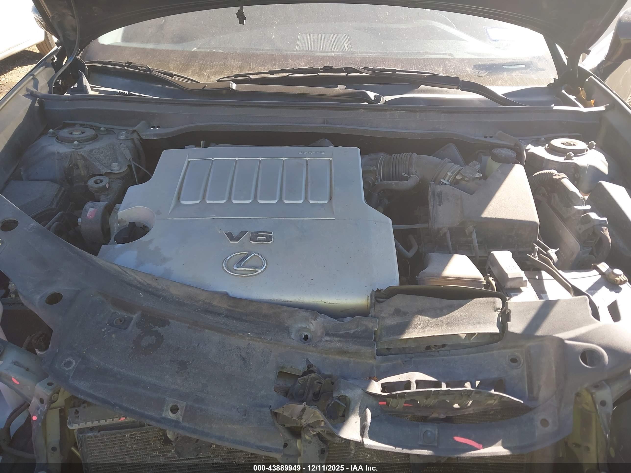 LEXUS ES image 10