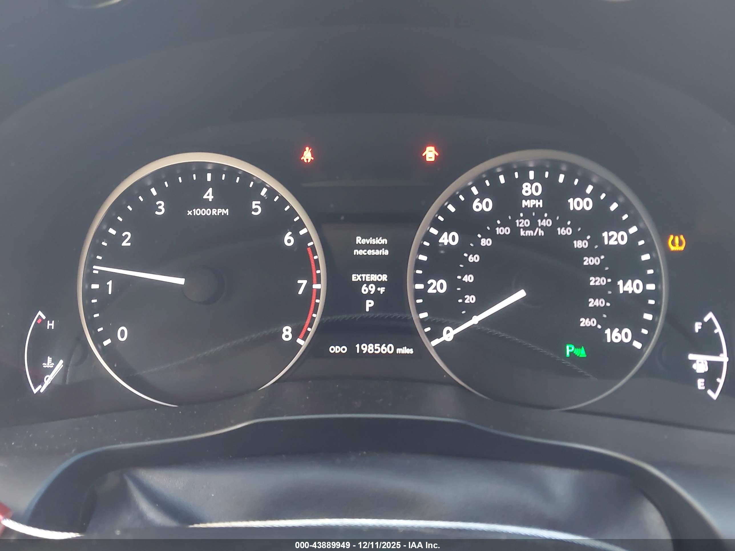 LEXUS ES image 7