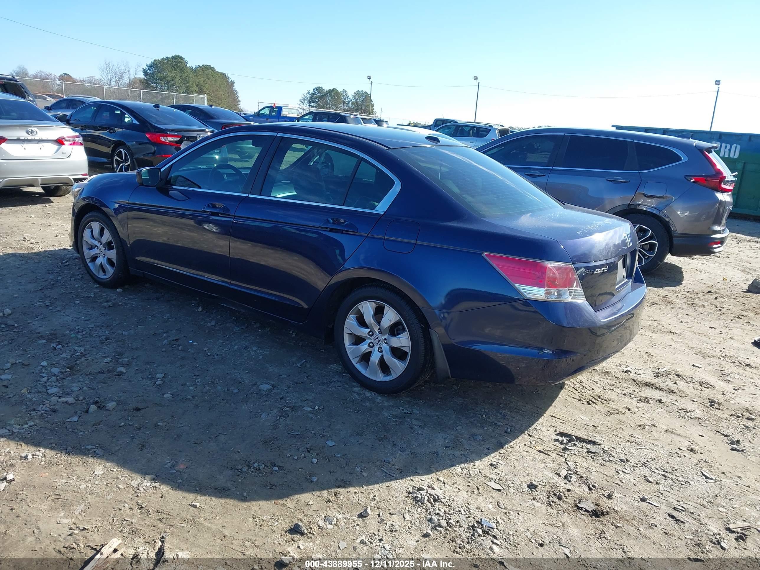 HONDA ACCORD image 3