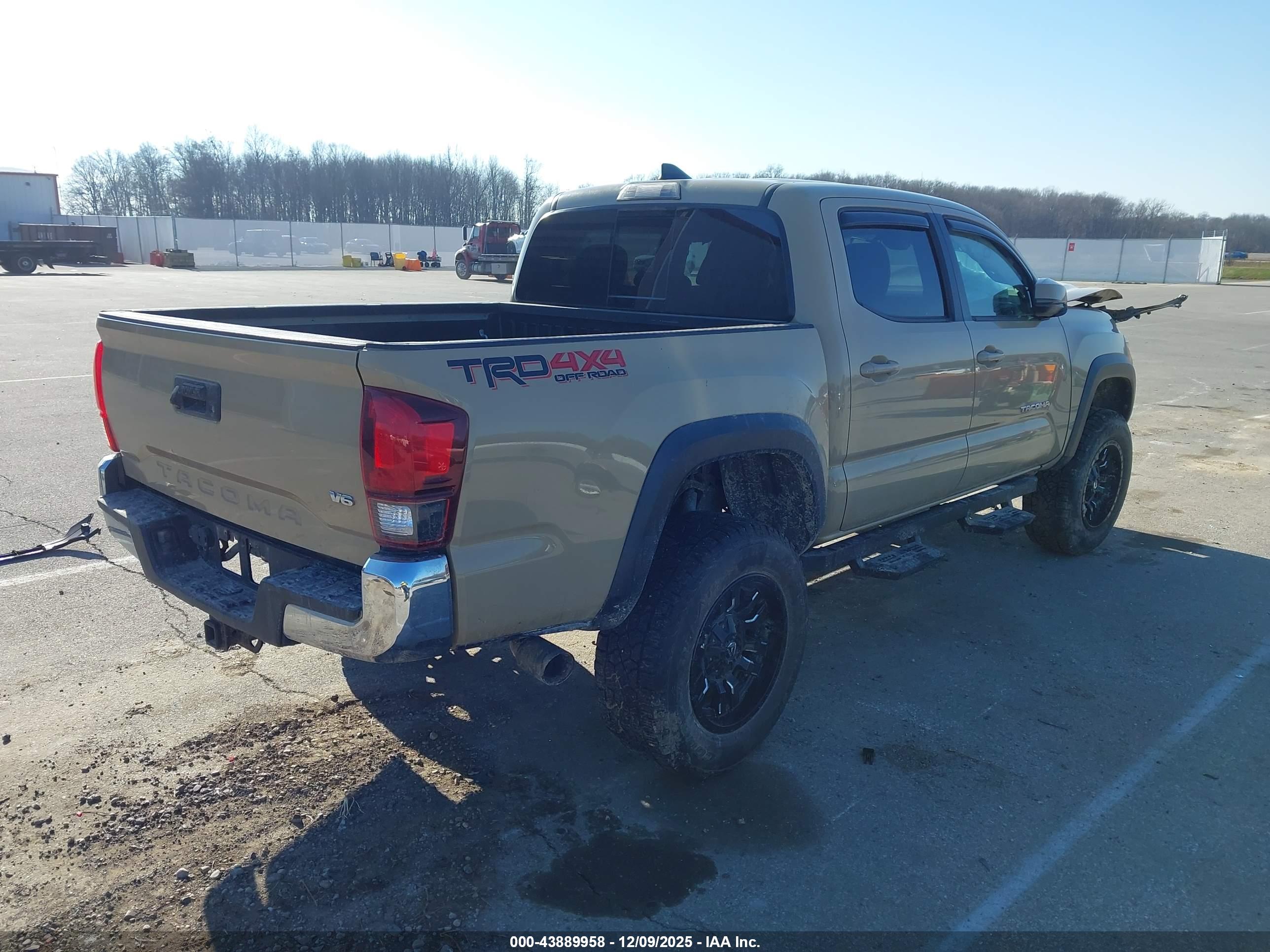 TOYOTA TACOMA image 4