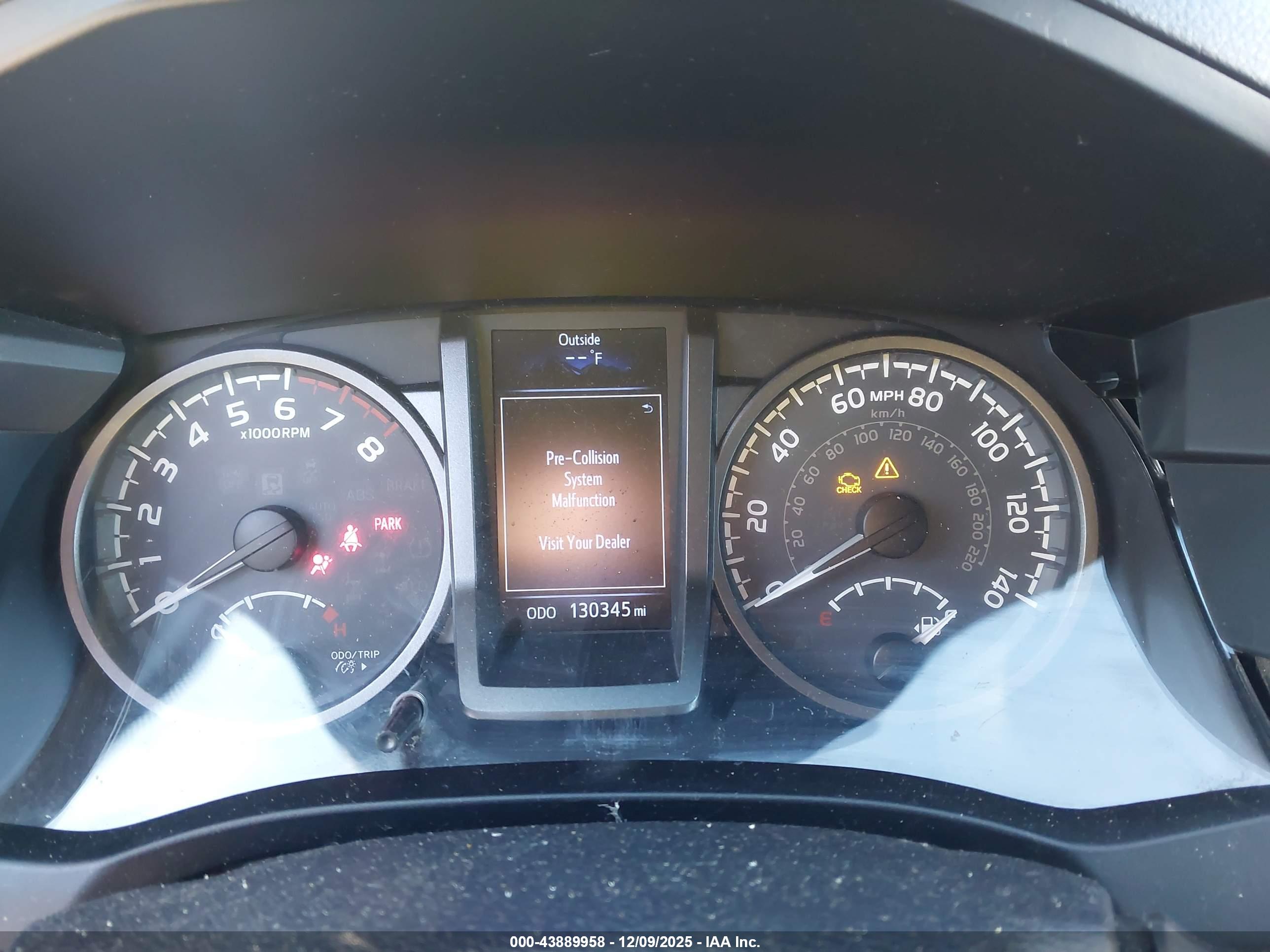 TOYOTA TACOMA image 7