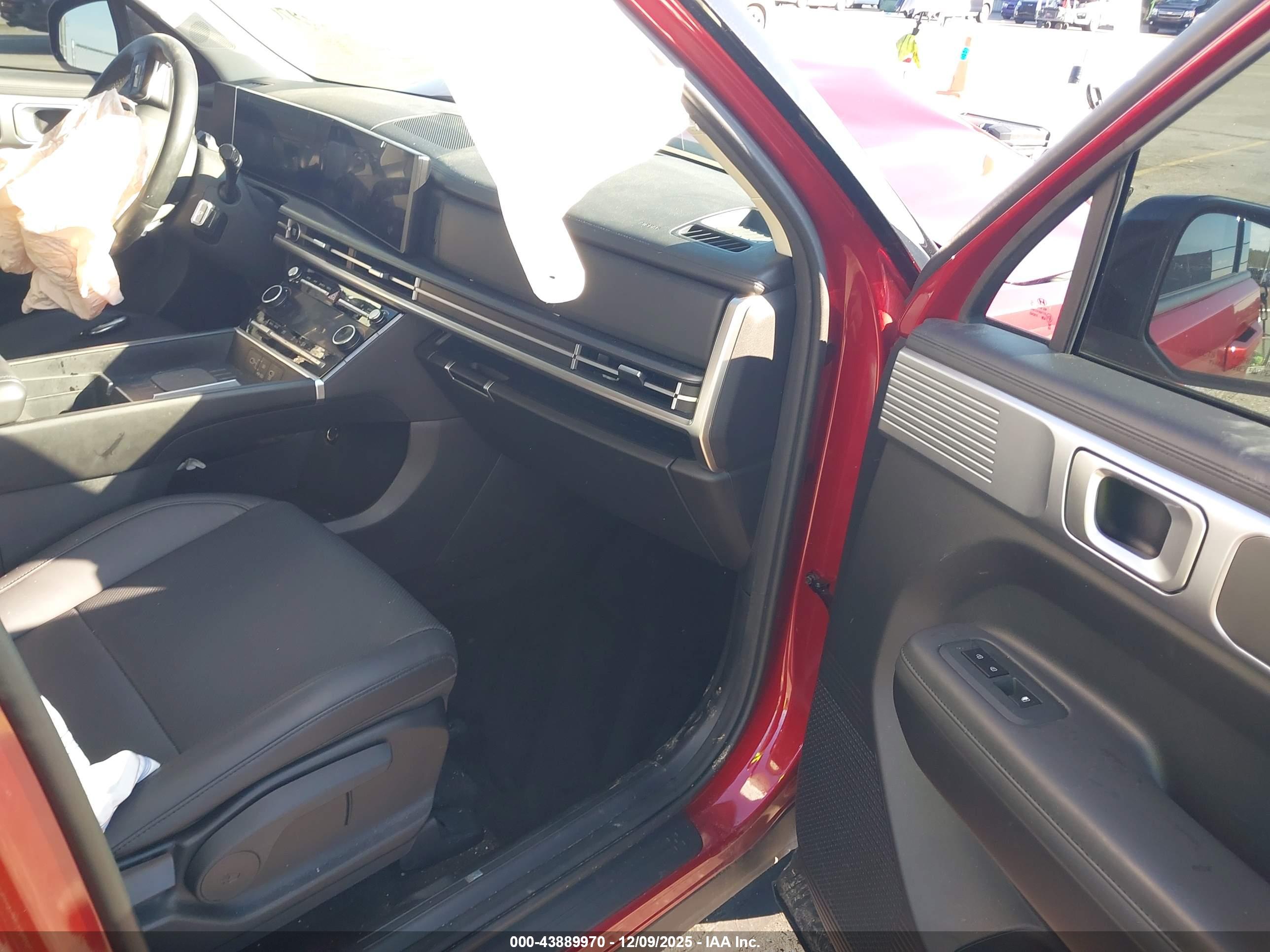 HYUNDAI SANTA image 5