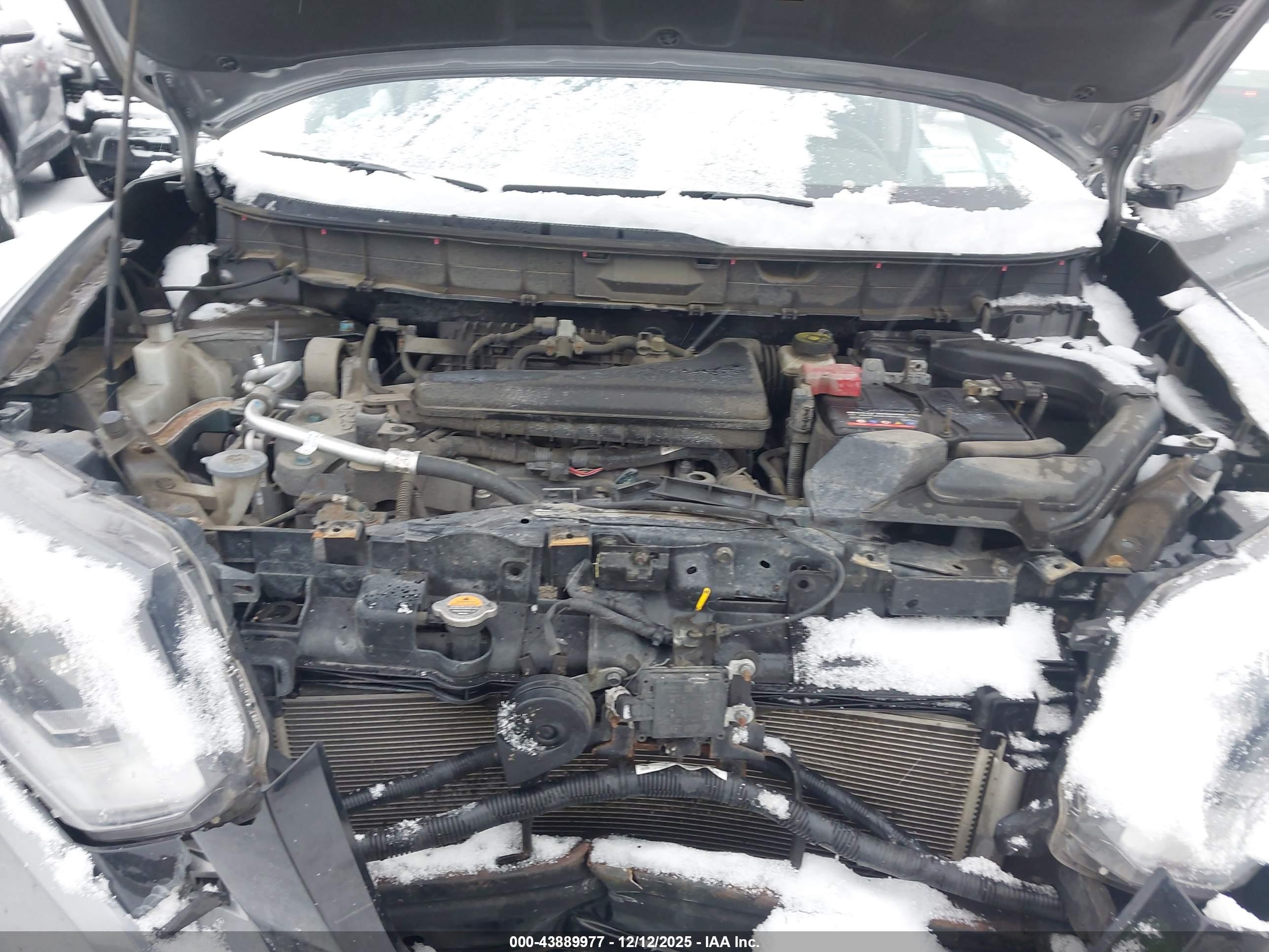 NISSAN ROGUE image 10
