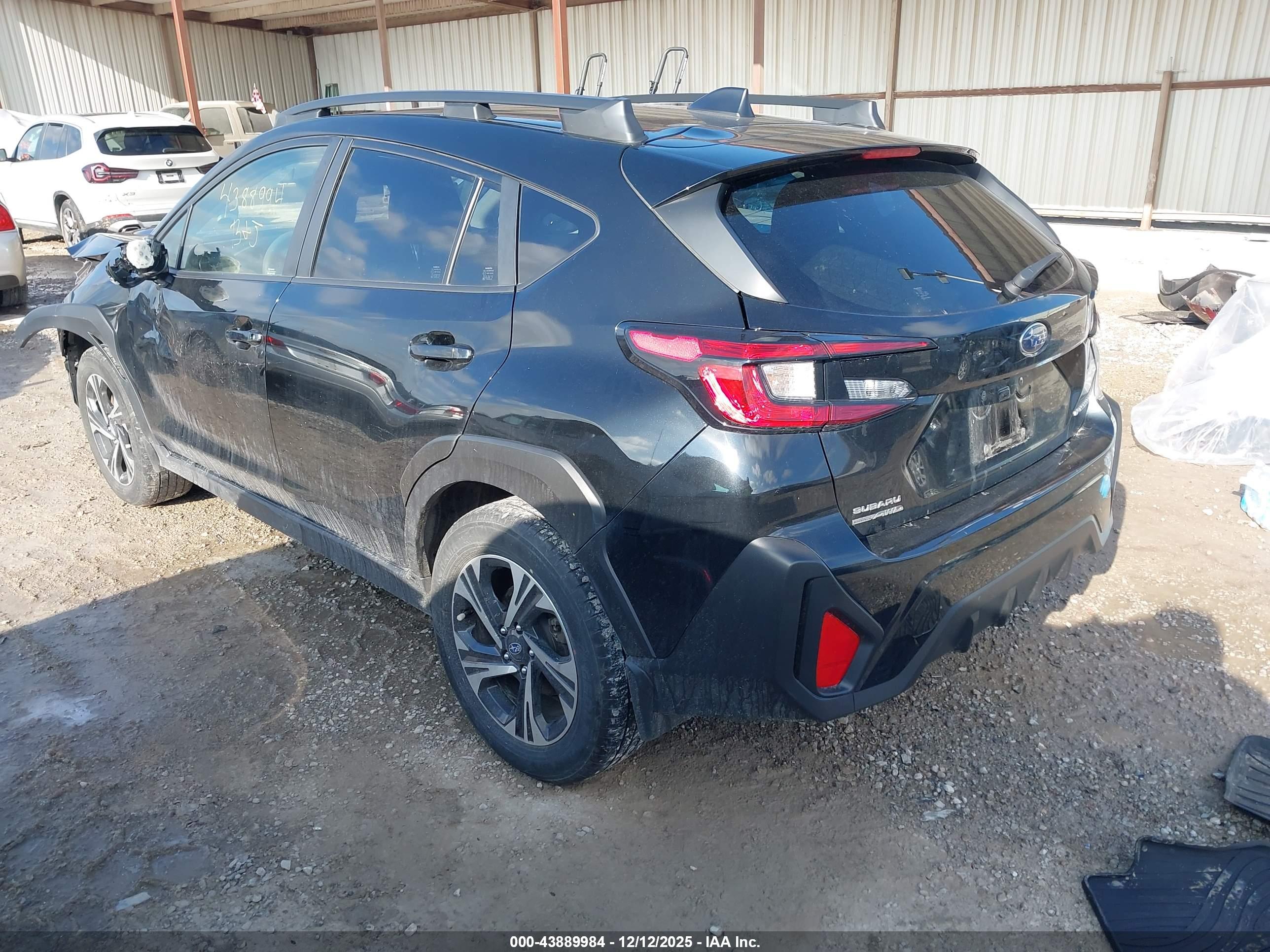 SUBARU CROSSTREK image 3