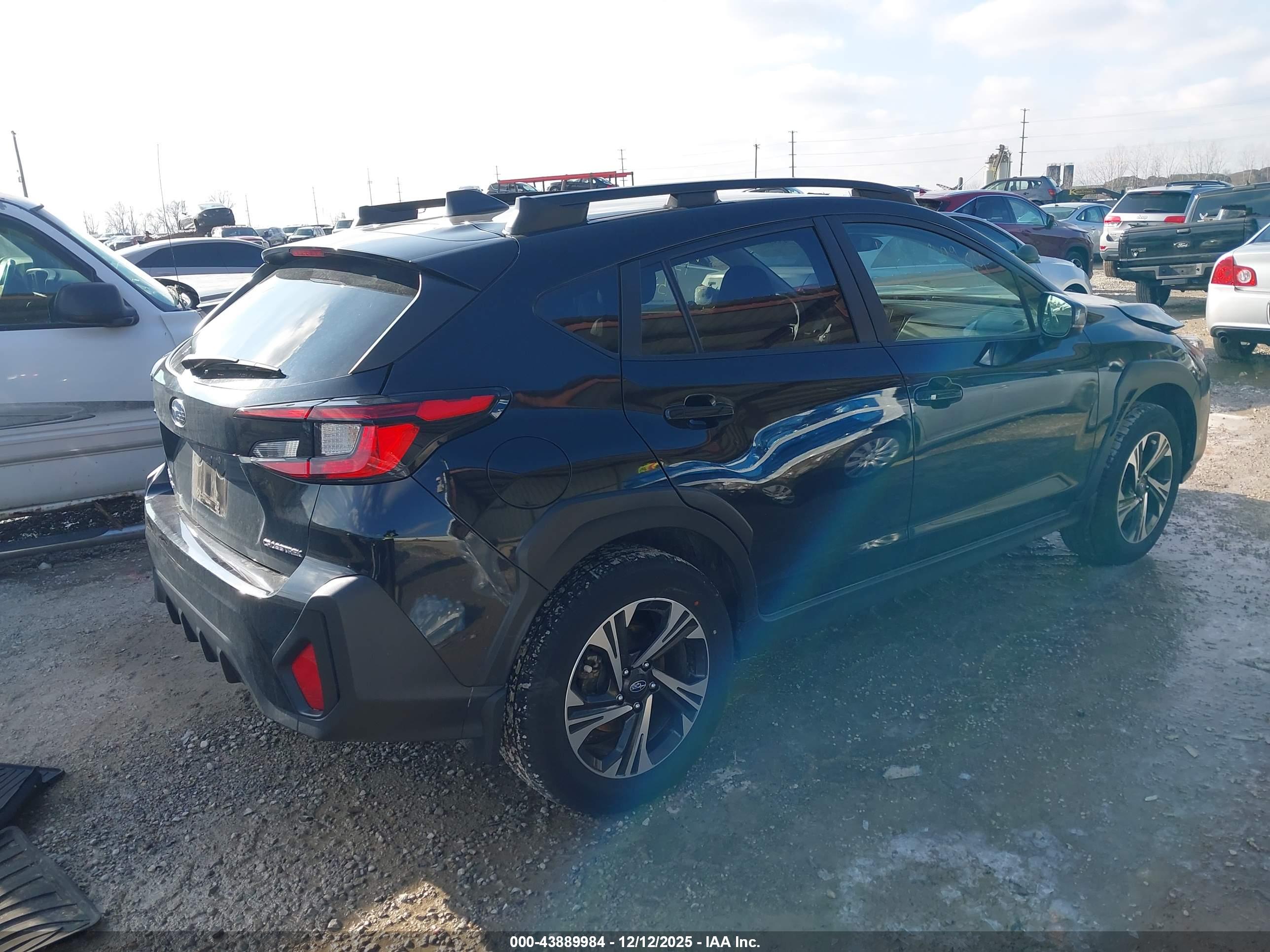 SUBARU CROSSTREK image 4