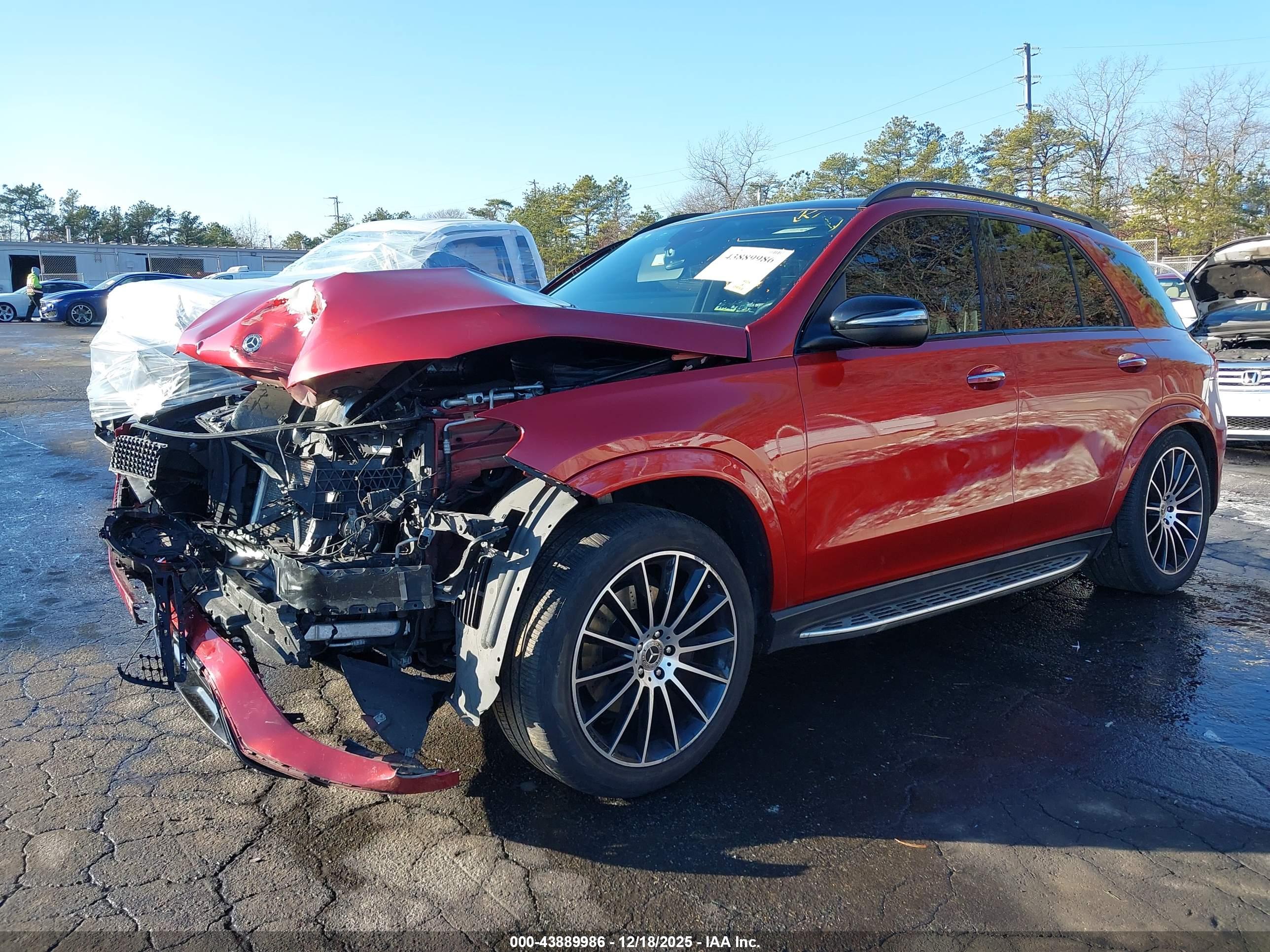 MERCEDES-BENZ GLE image 2
