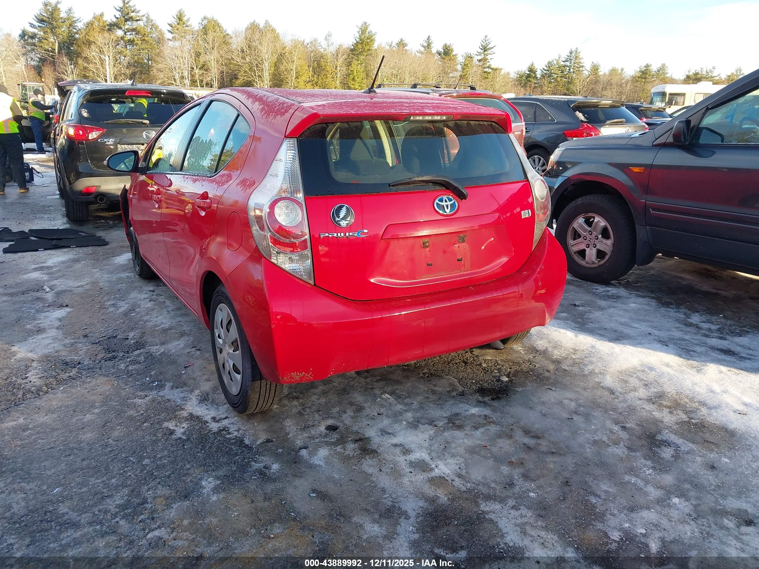 TOYOTA PRIUS image 3