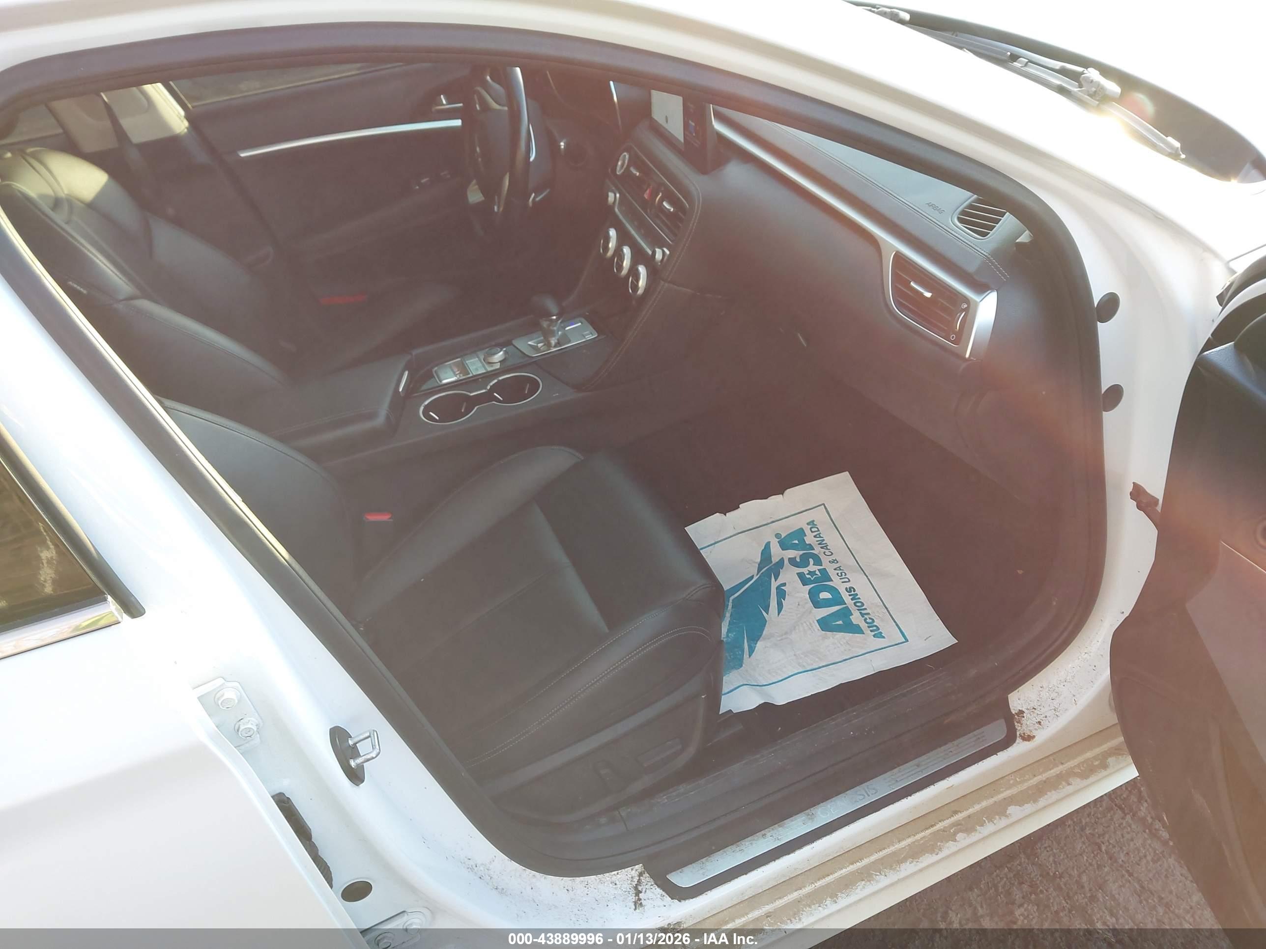 GENESIS G70 image 5