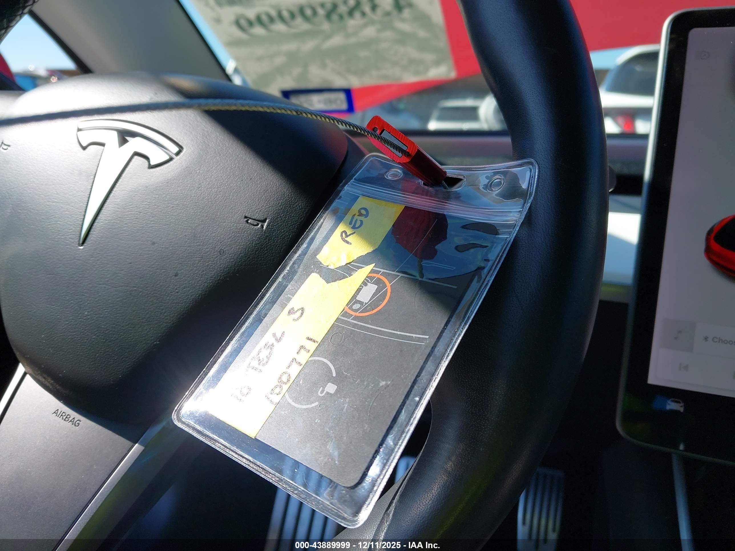 TESLA MODEL image 11