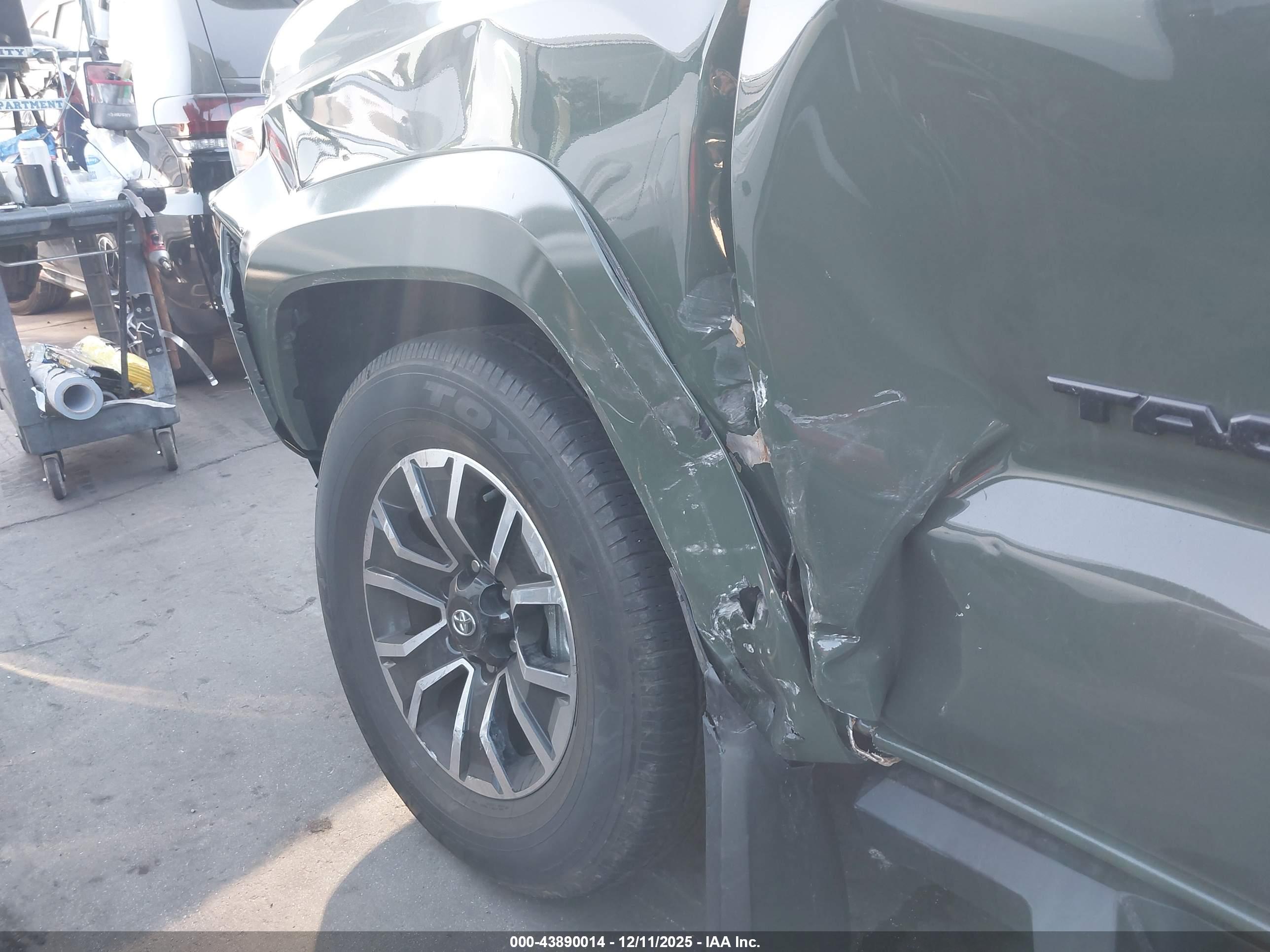 TOYOTA TACOMA image 6