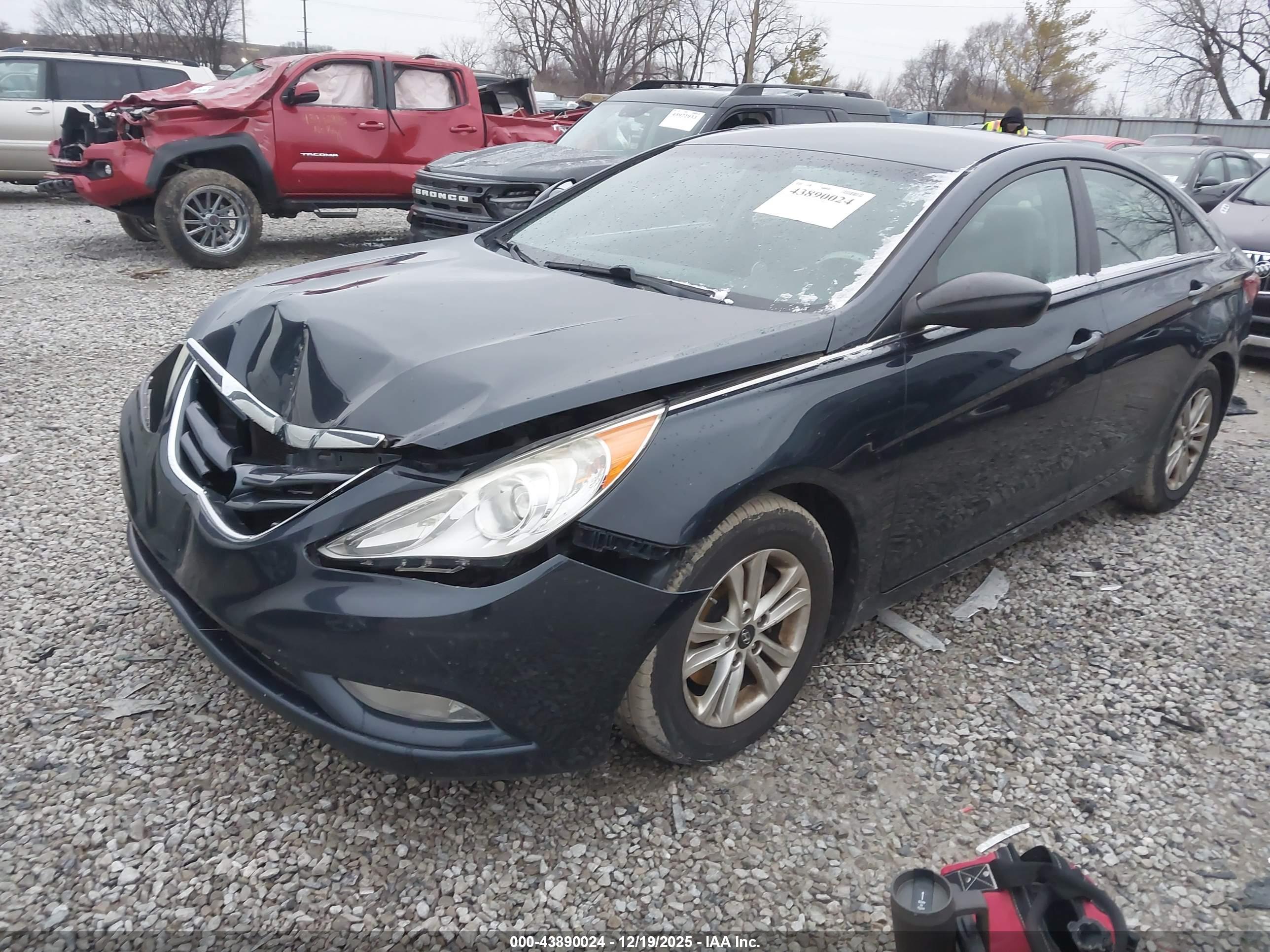 HYUNDAI SONATA image 2