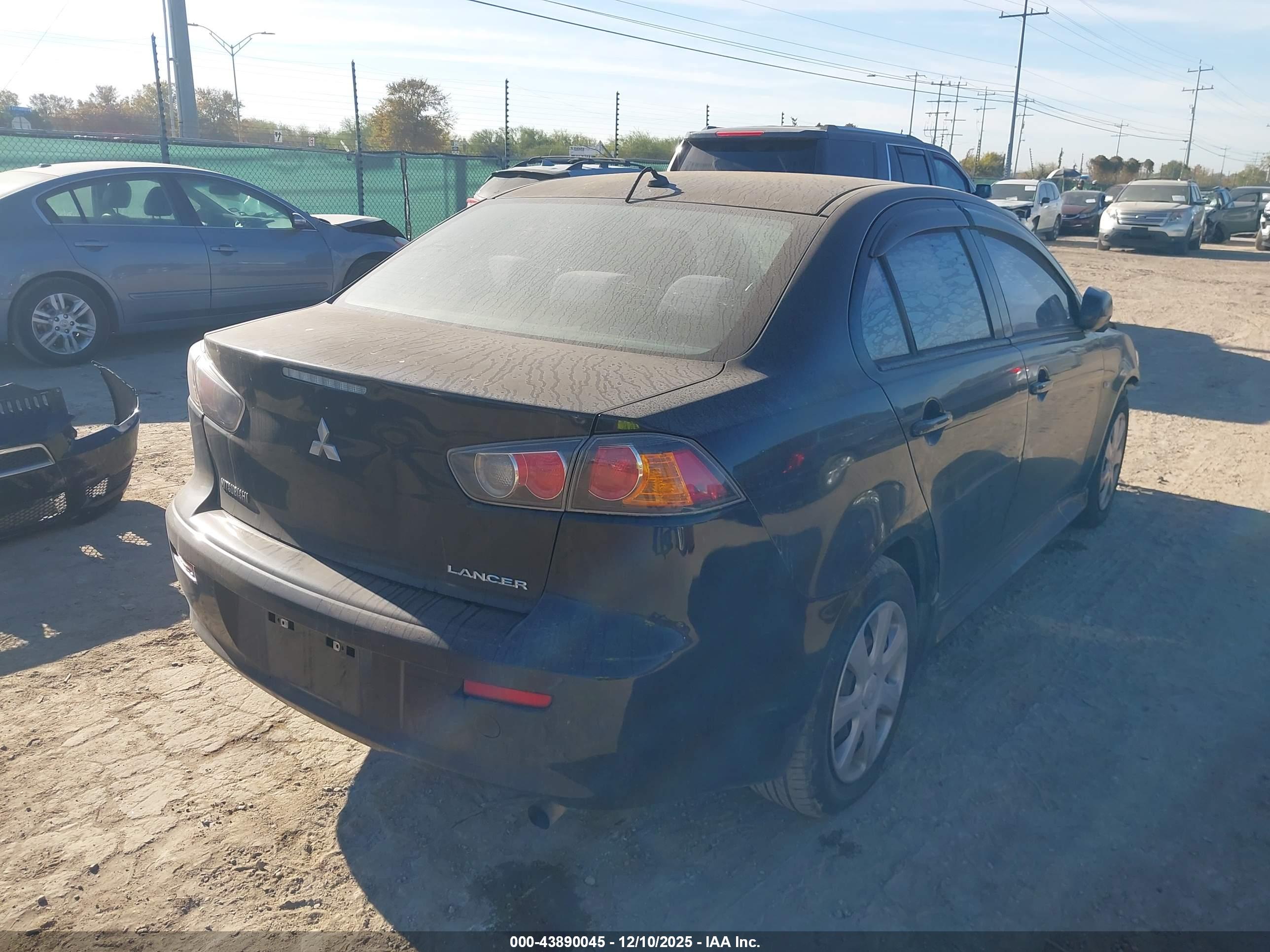 MITSUBISHI LANCER image 4