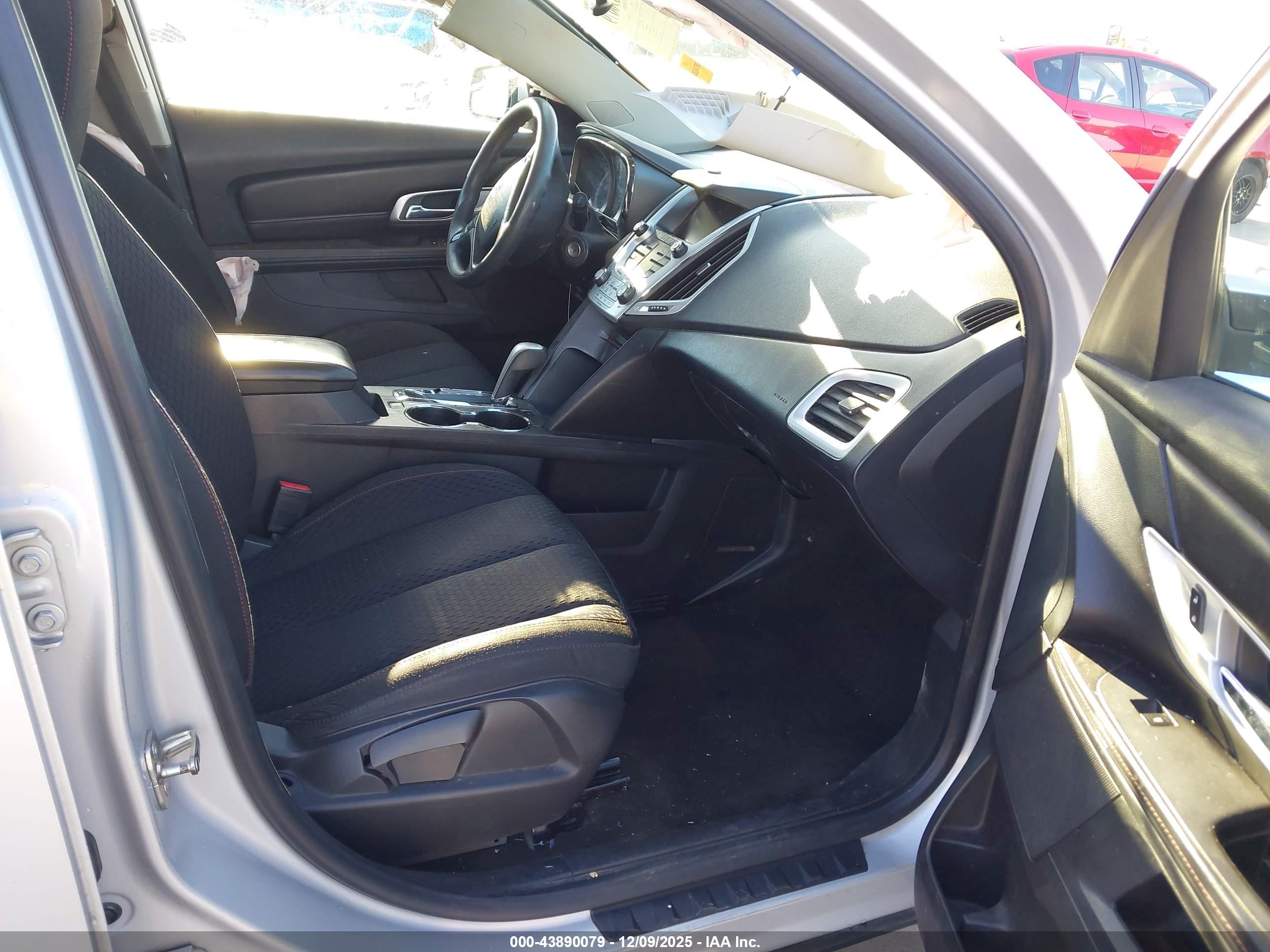 GMC TERRAIN image 5