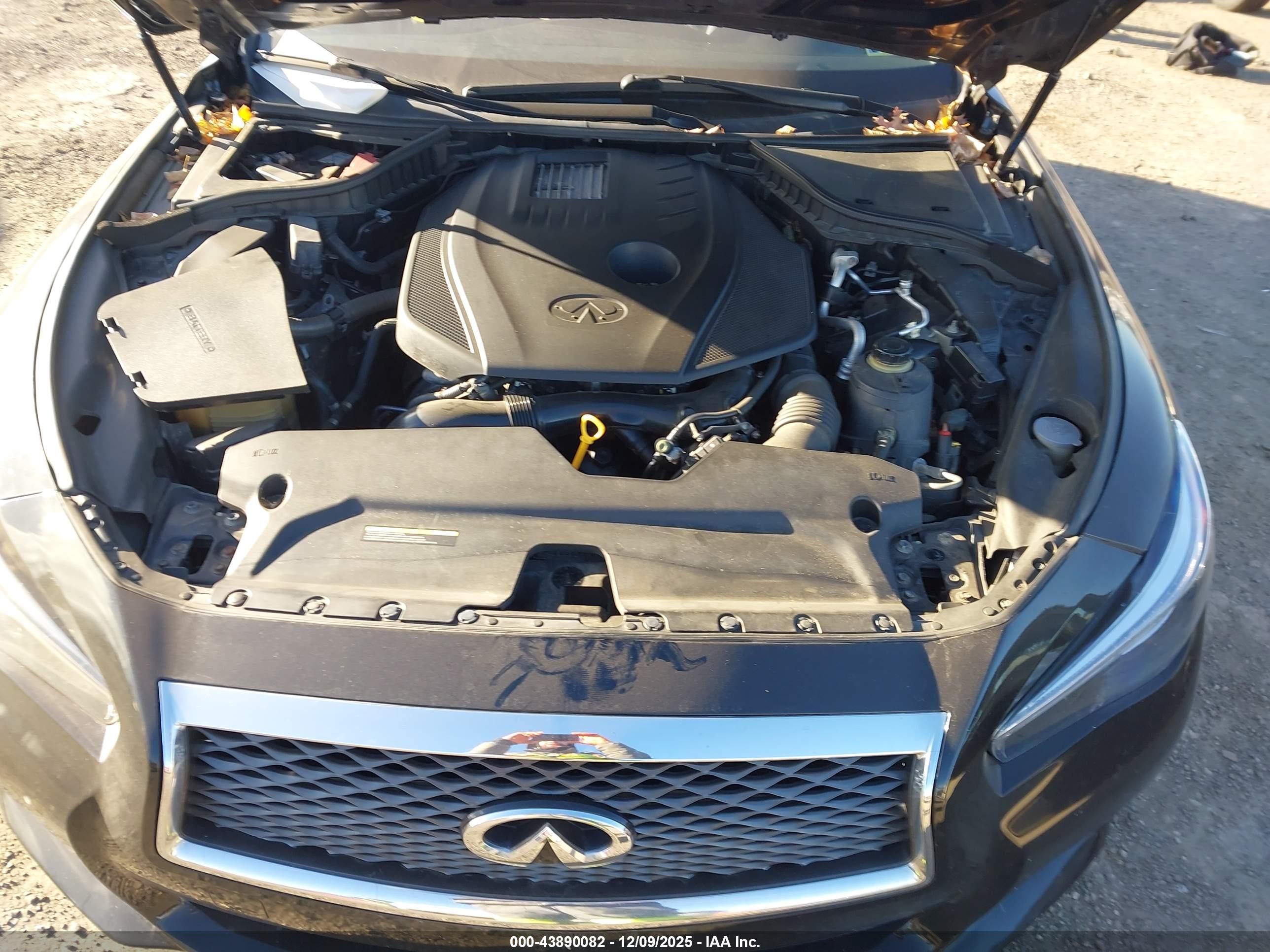 INFINITI Q50 image 10