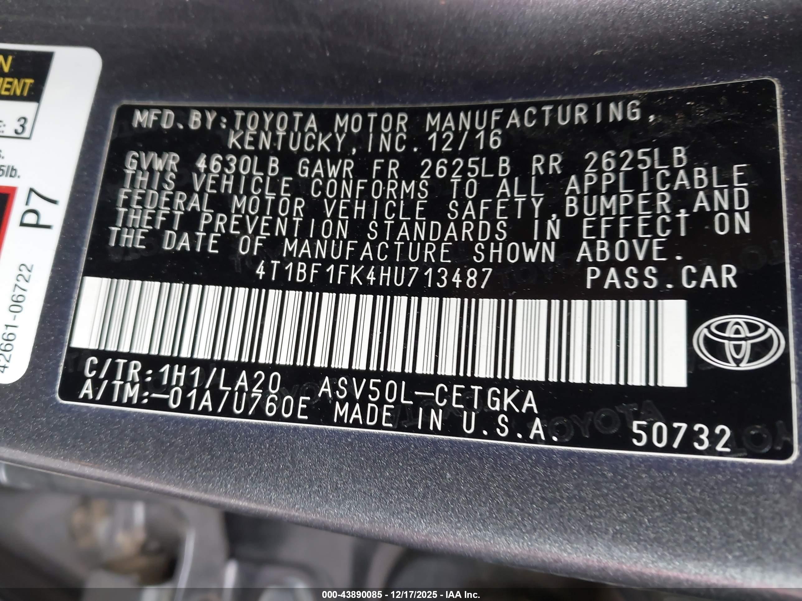 TOYOTA CAMRY image 9