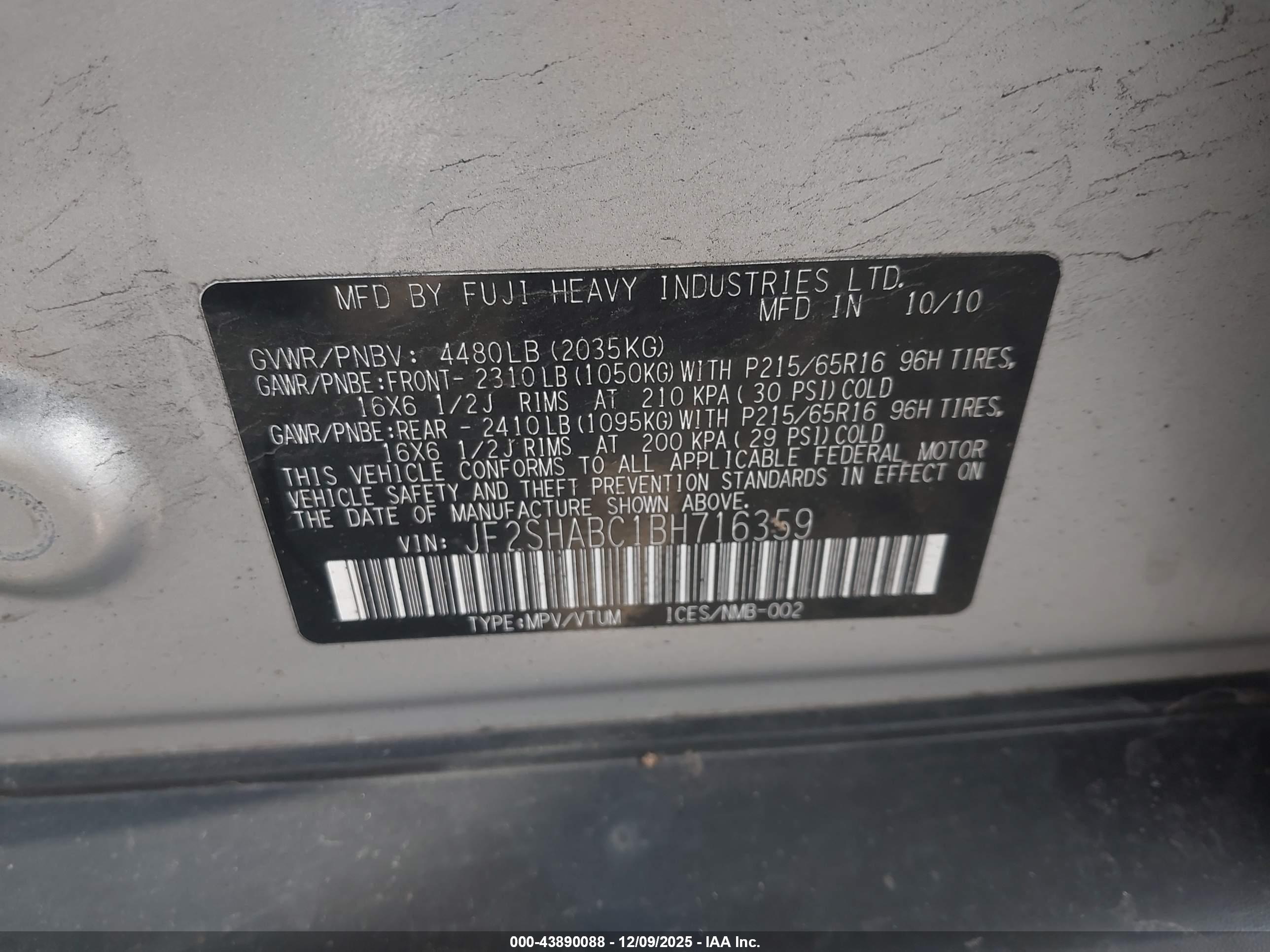 SUBARU FORESTER image 9