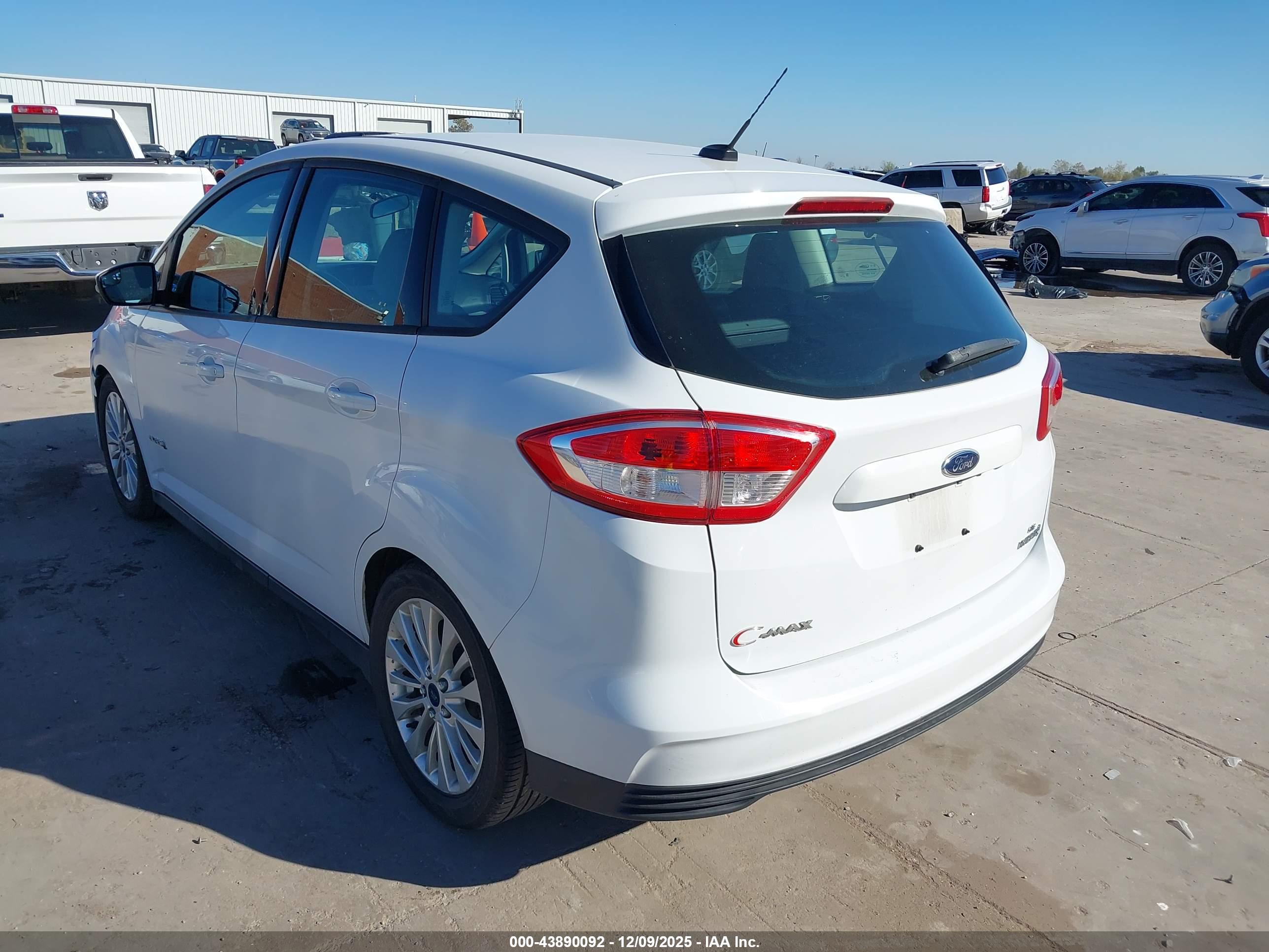 FORD C-MAX image 3