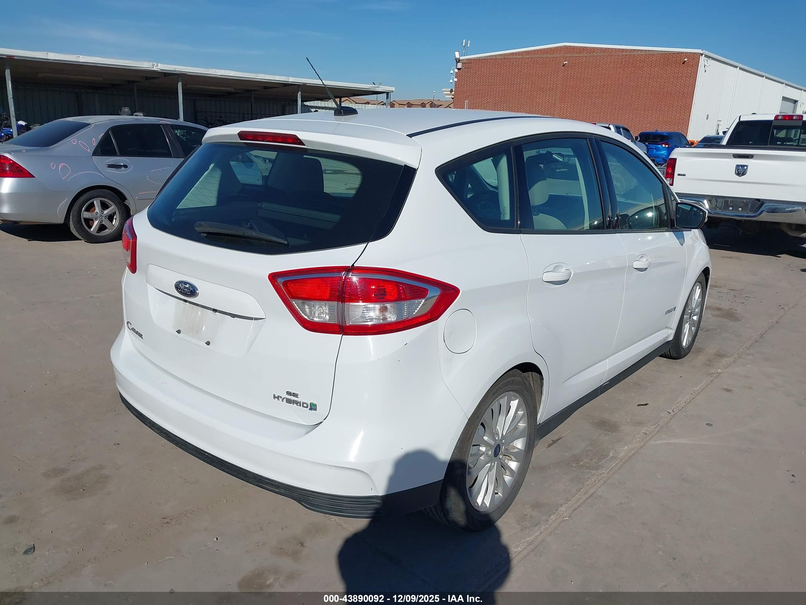 FORD C-MAX image 4