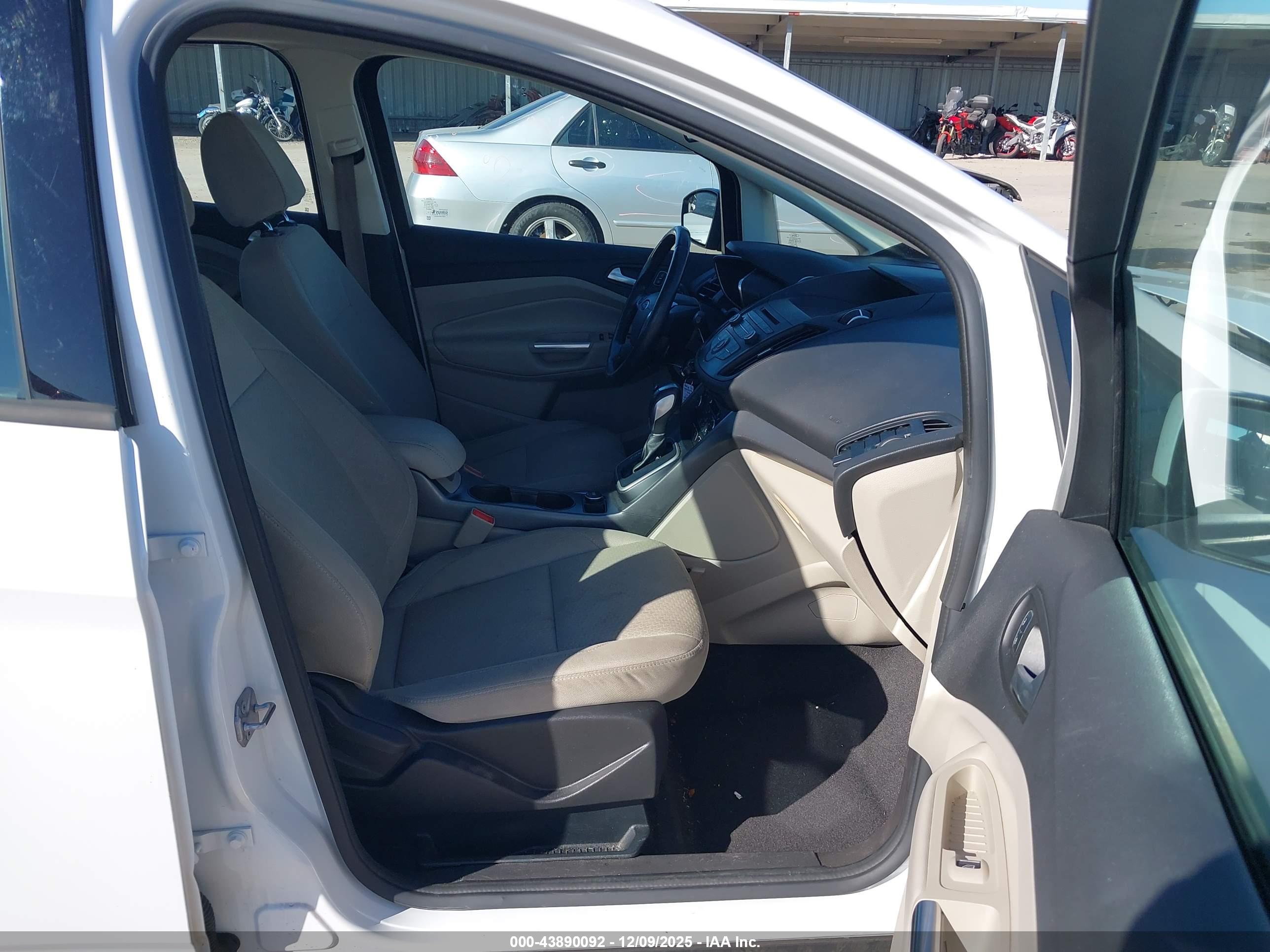 FORD C-MAX image 5