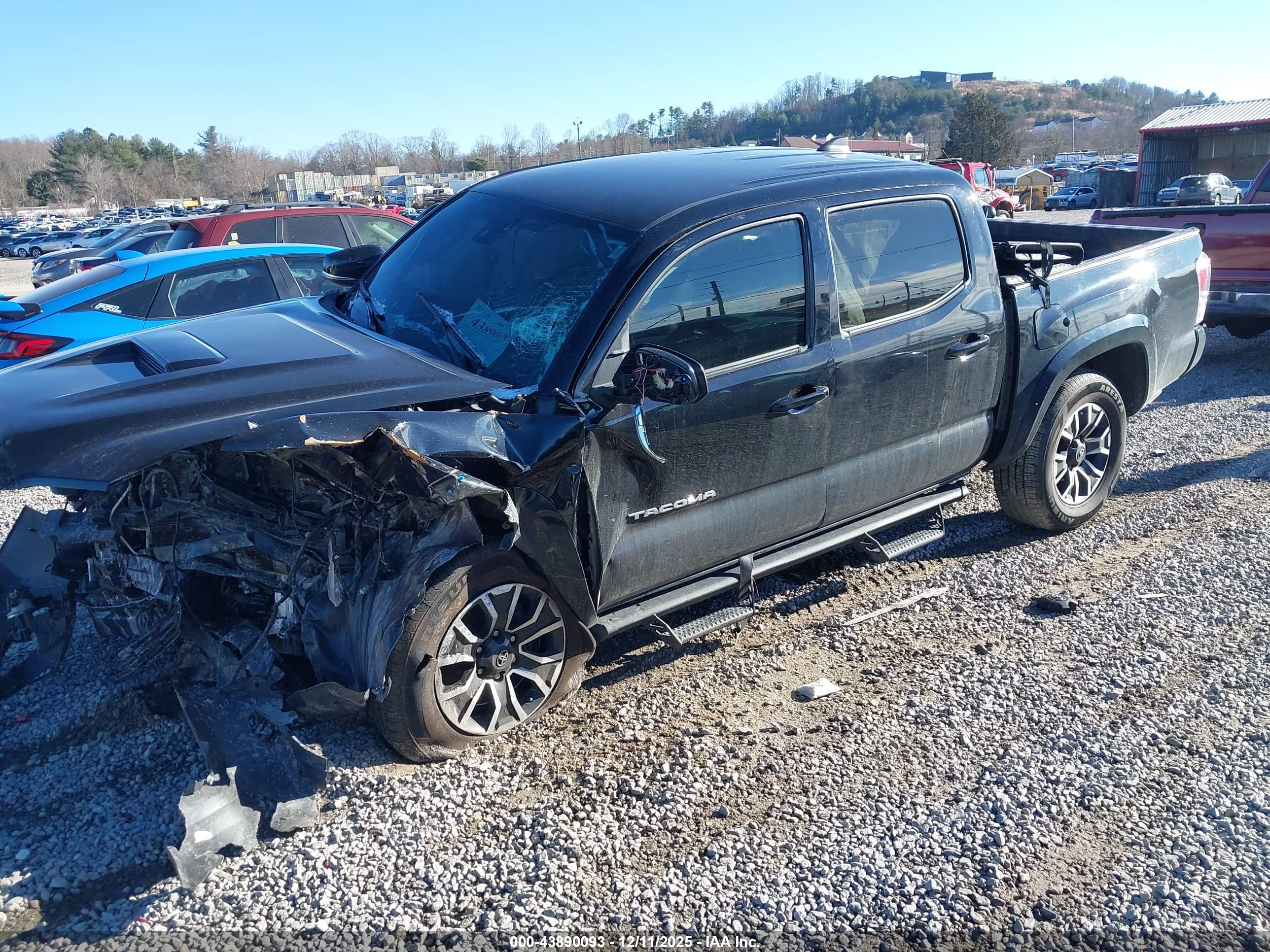 TOYOTA TACOMA image 2