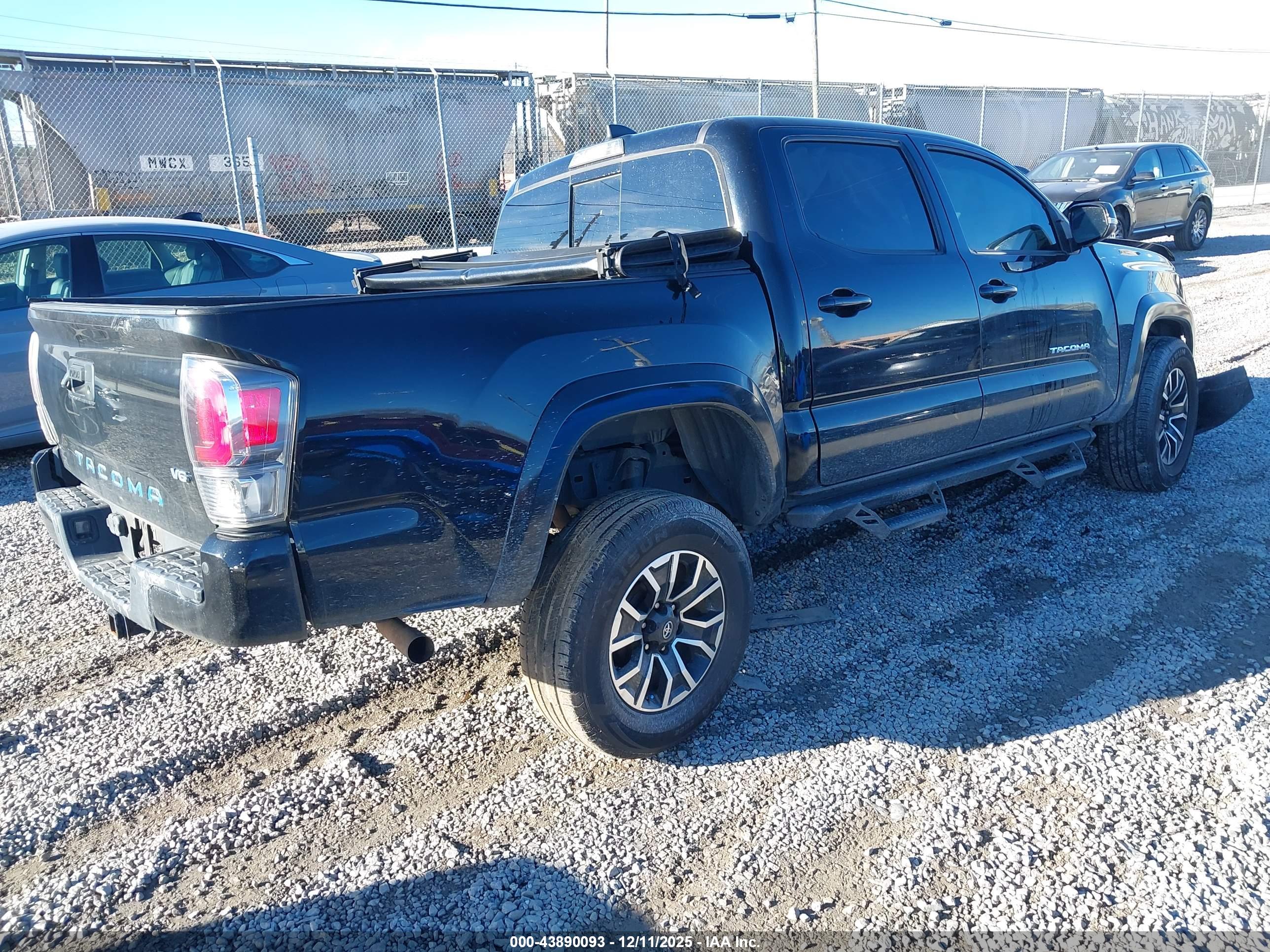 TOYOTA TACOMA image 4
