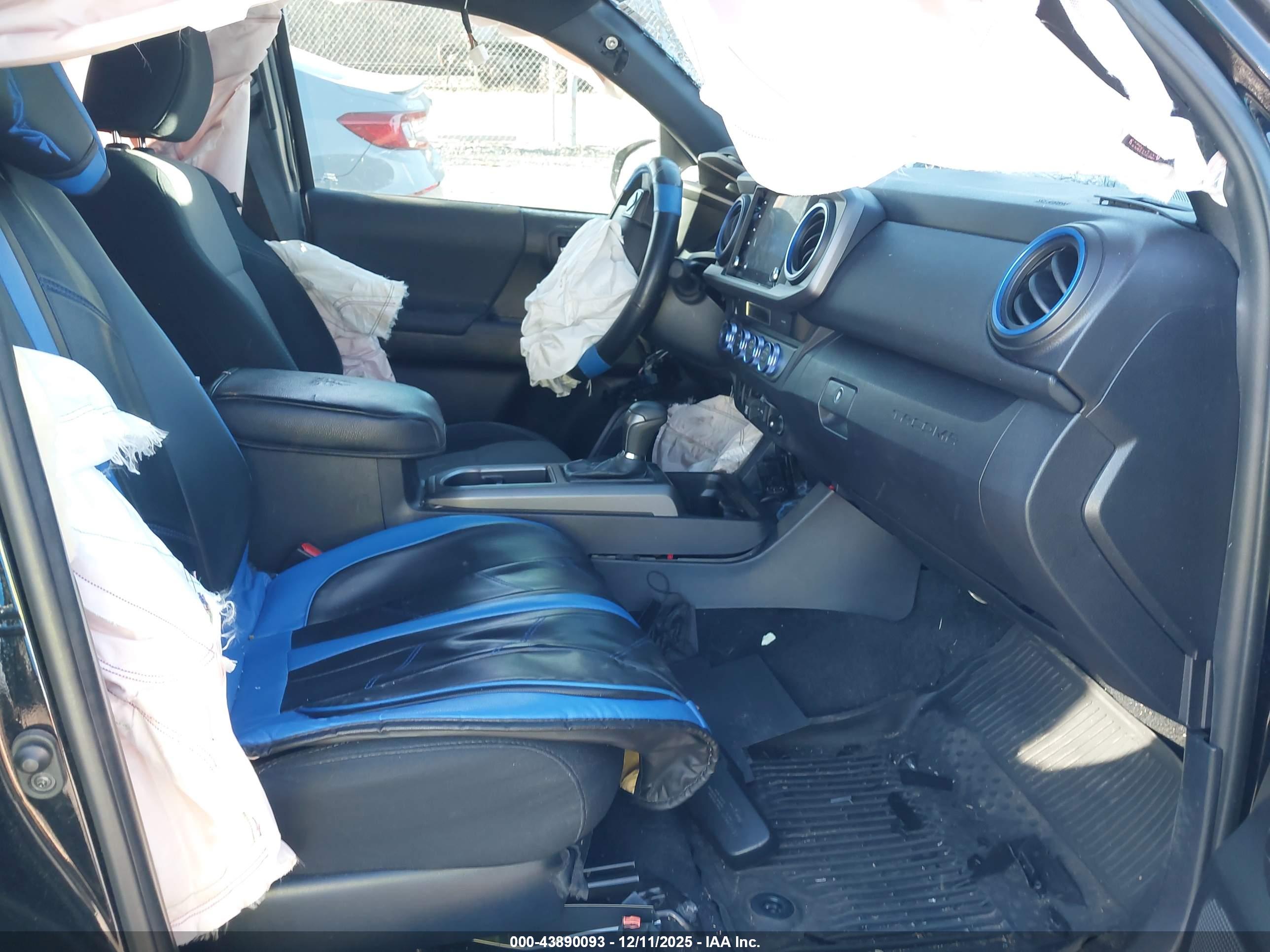 TOYOTA TACOMA image 5