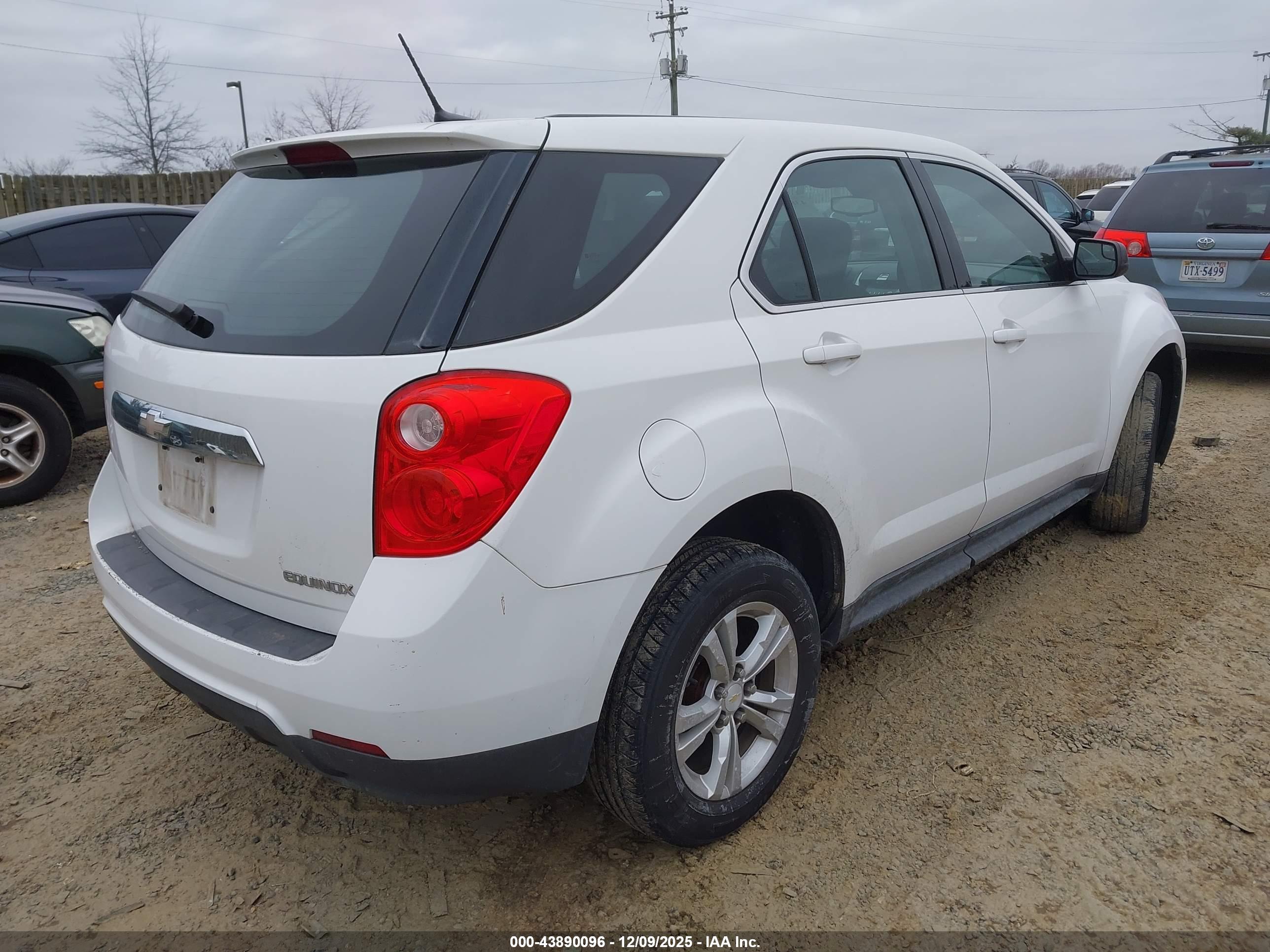 CHEVROLET EQUINOX image 4