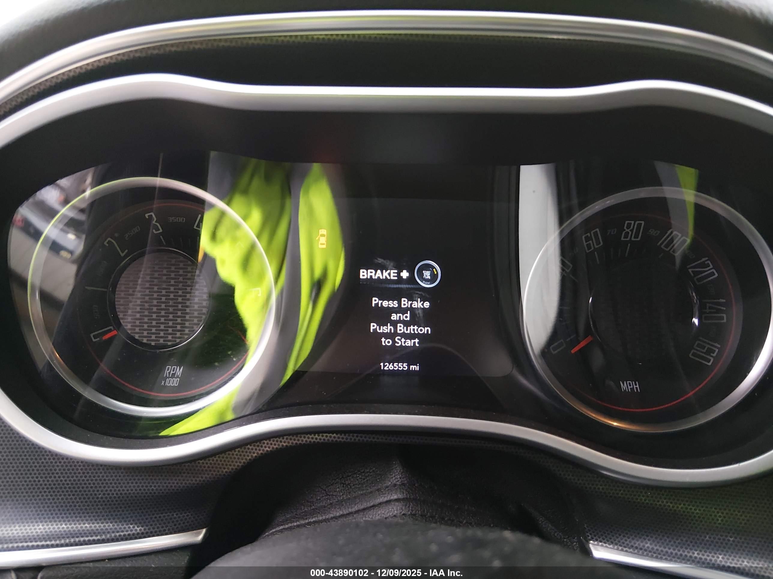 DODGE CHALLENGER image 7