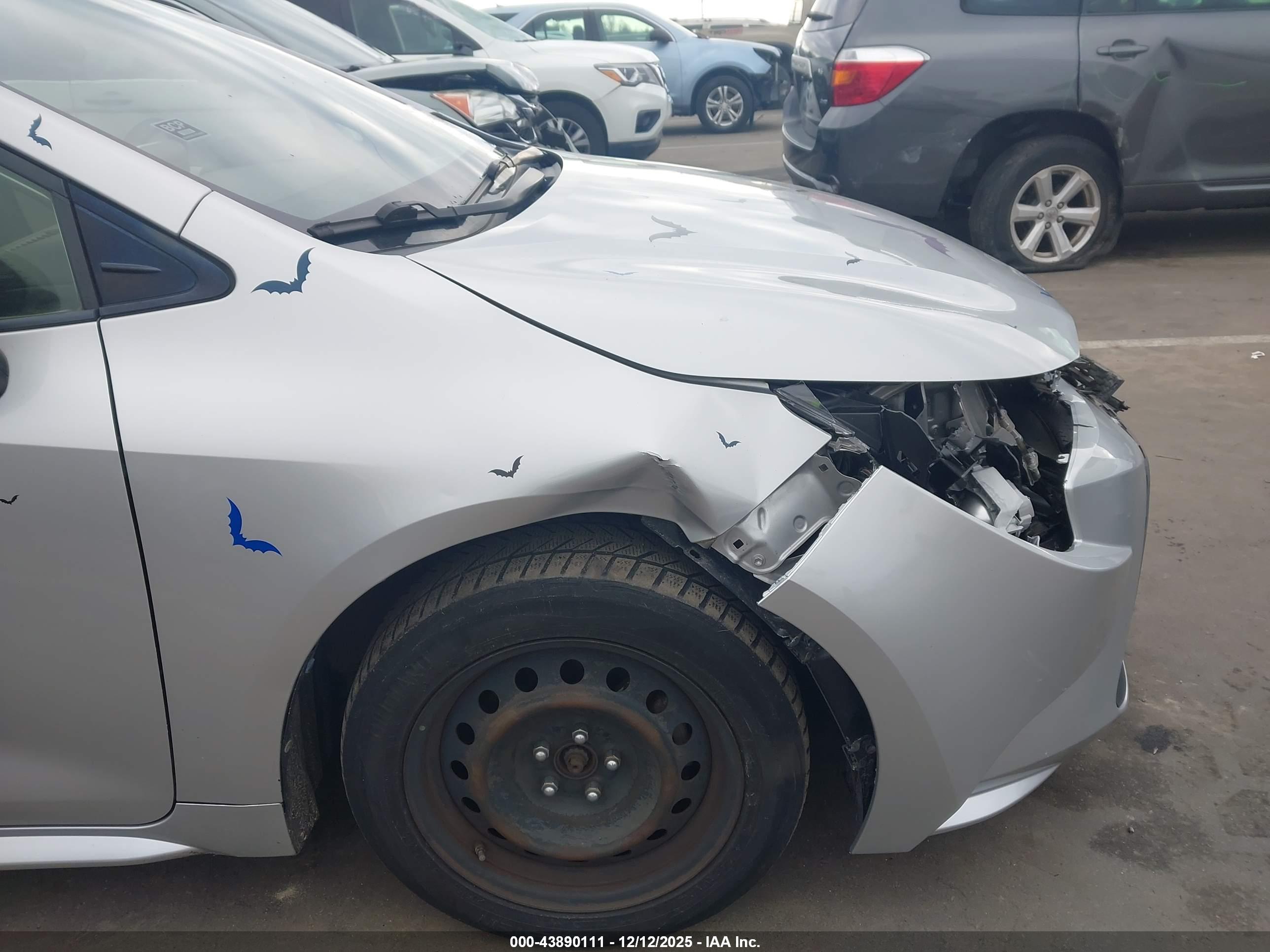 TOYOTA COROLLA image 6