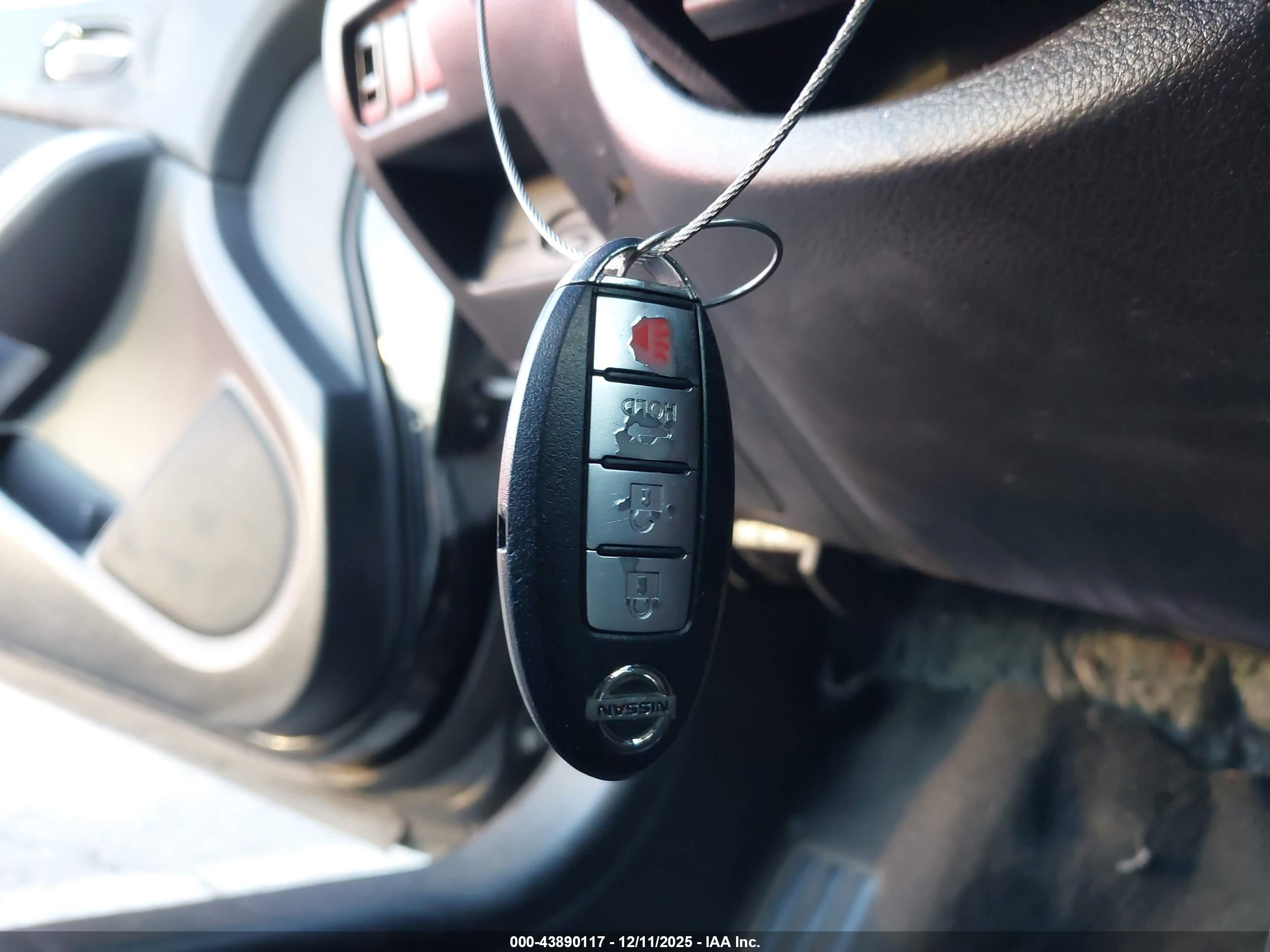 NISSAN ALTIMA image 11