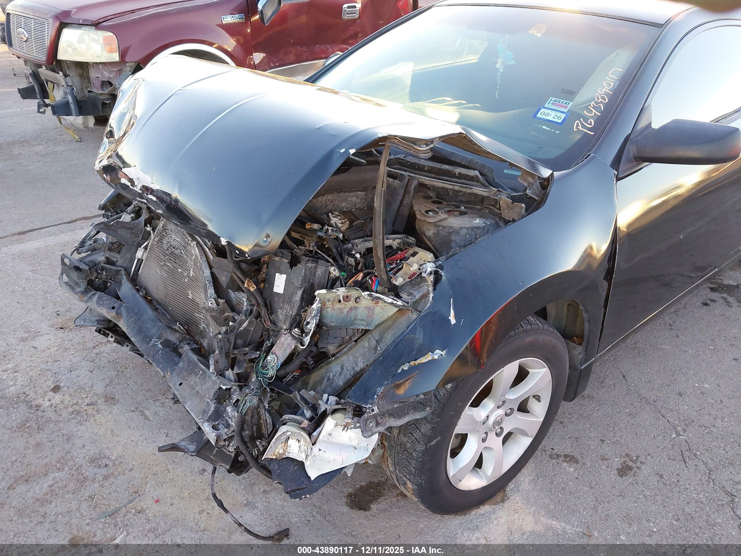 NISSAN ALTIMA image 6