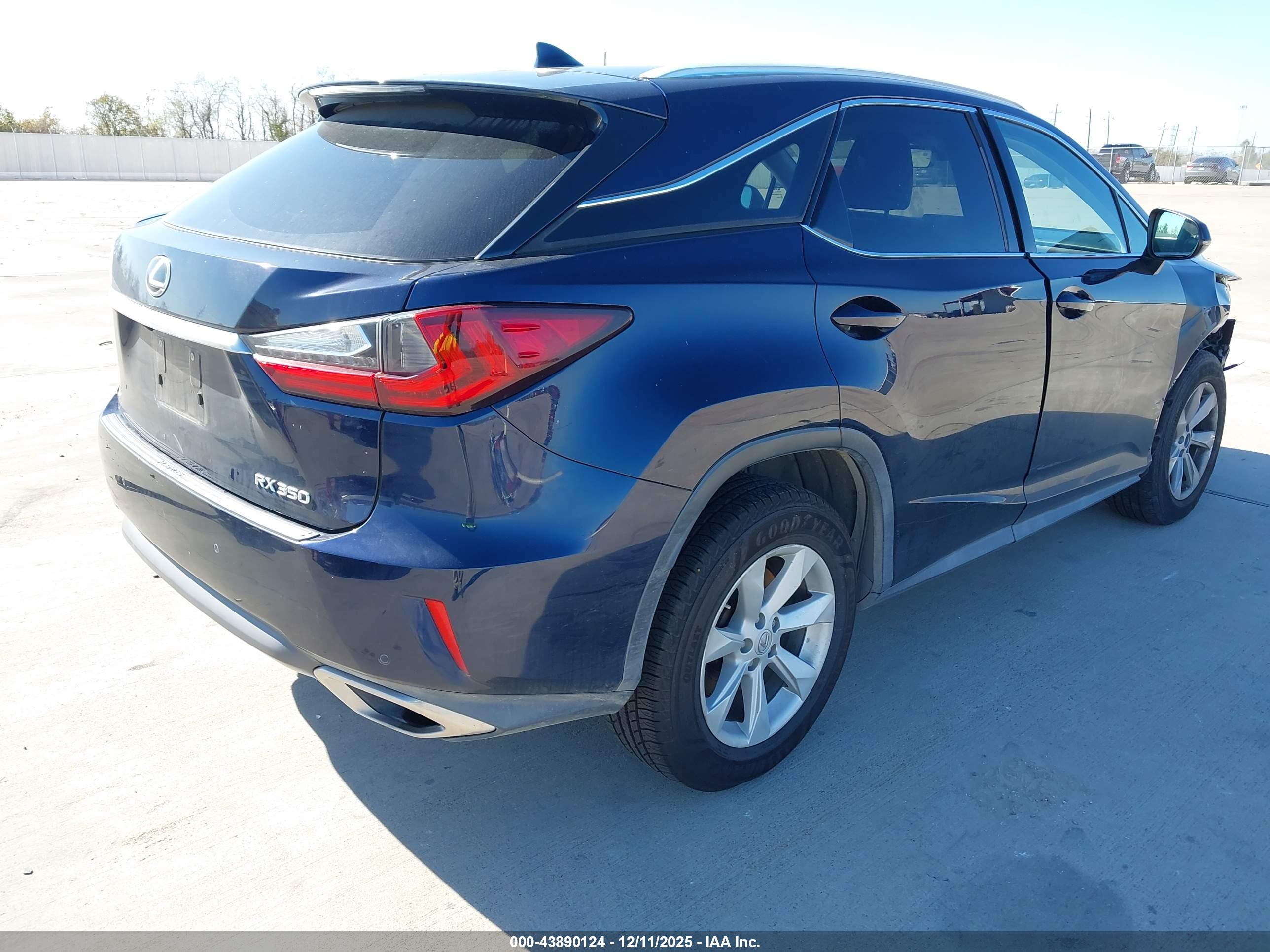 LEXUS RX image 4