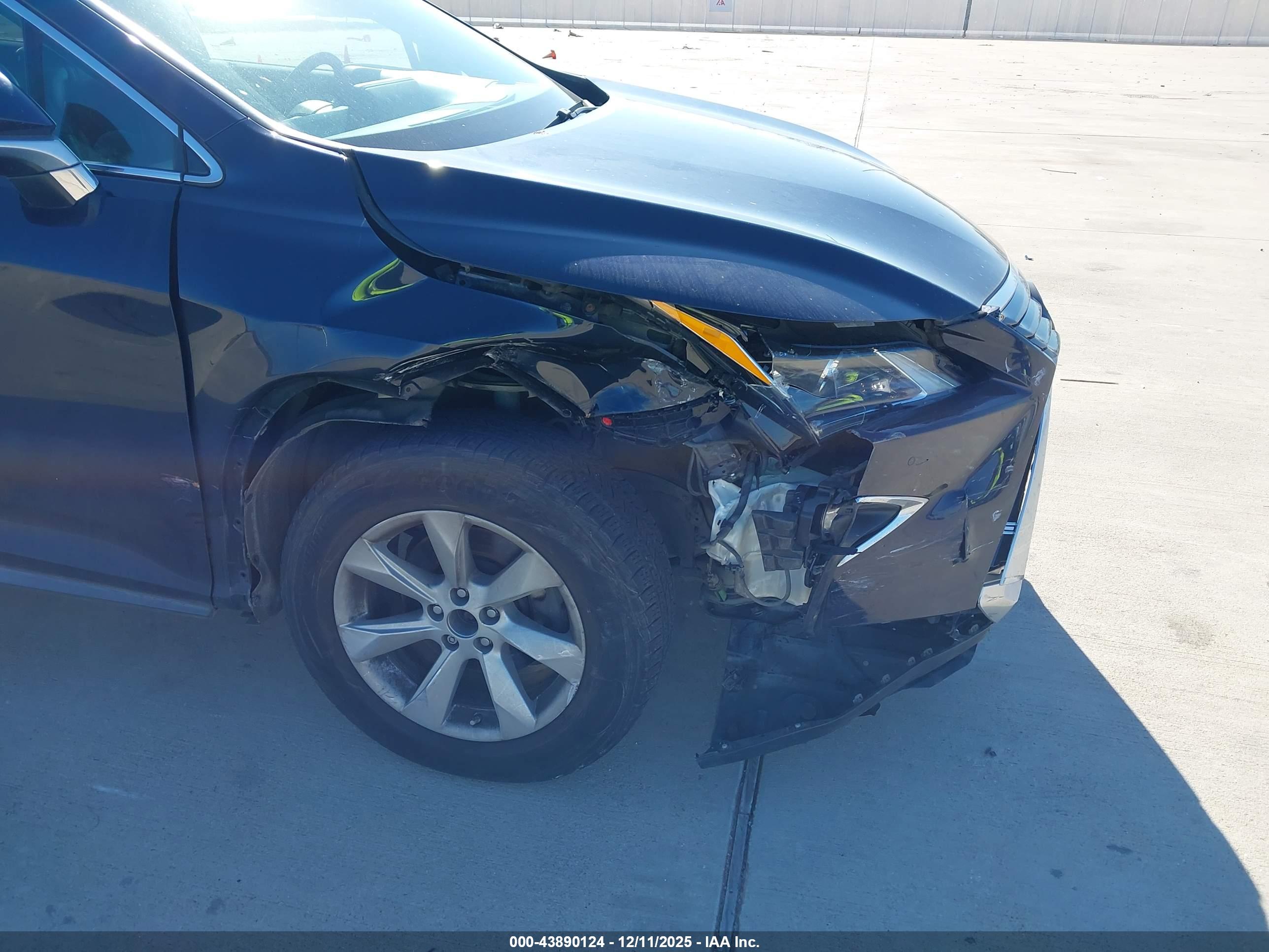 LEXUS RX image 6