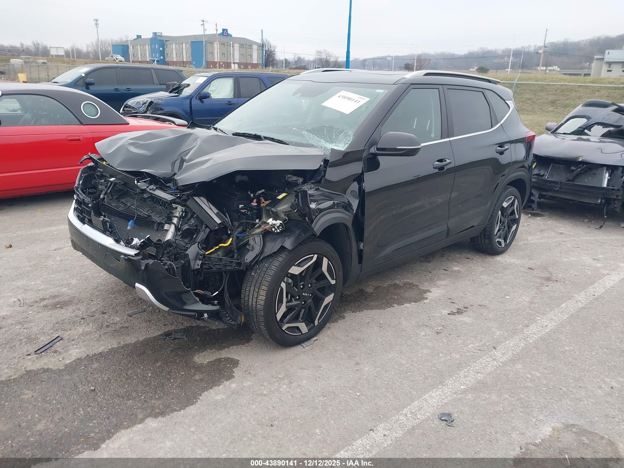 KIA SELTOS image 2